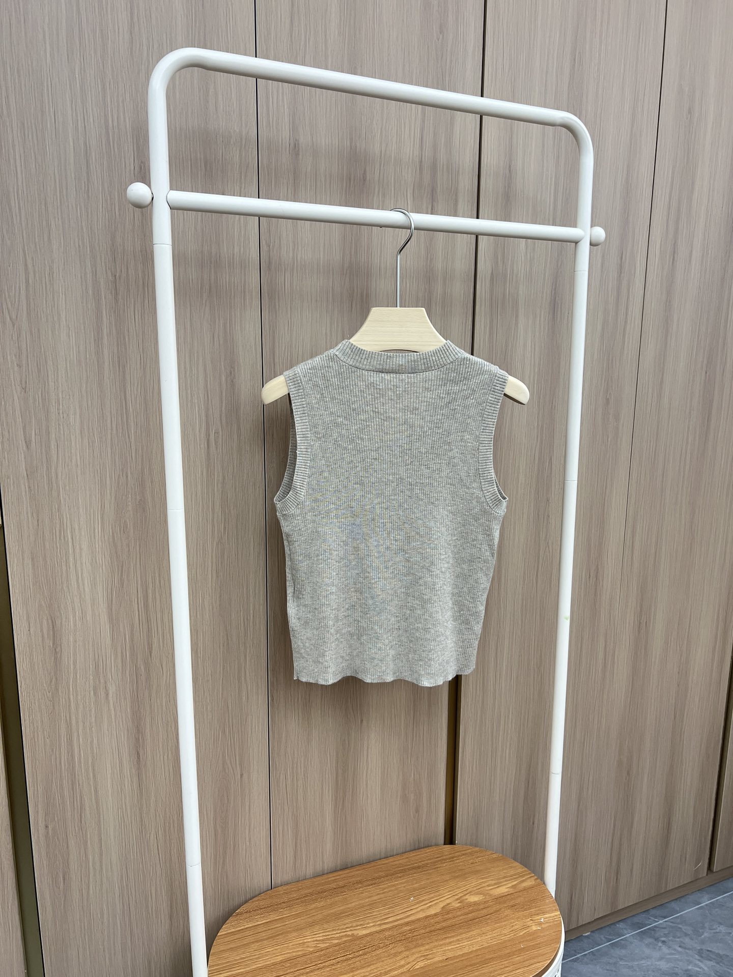 “Advanced 4 Color Light Knitted Fabric Vest and Shirt in Pure Color Tone for P504 Single-Size Female” - 图片 6
