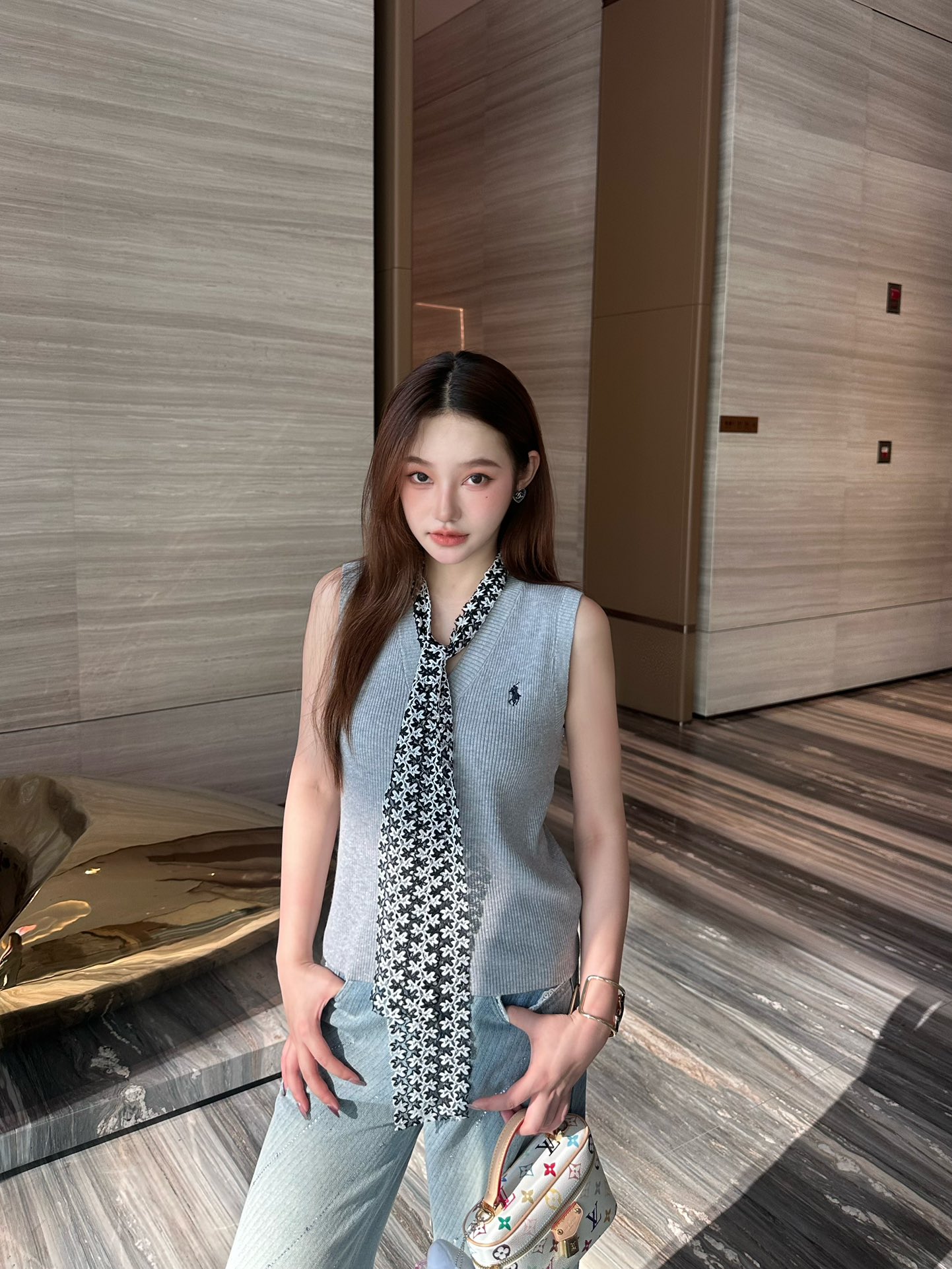 gray vest oodd - 图片 3