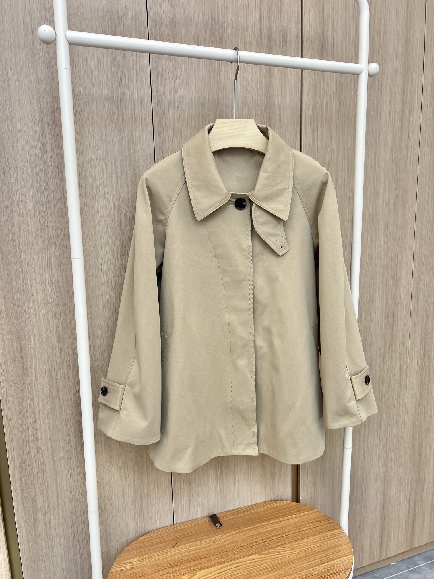 🛒爆款现货哦‼️Cos王炸风衣外套今年最火的风衣来了💥元版购入定制 懂的哈👀看似简单平平无奇 实则内藏细