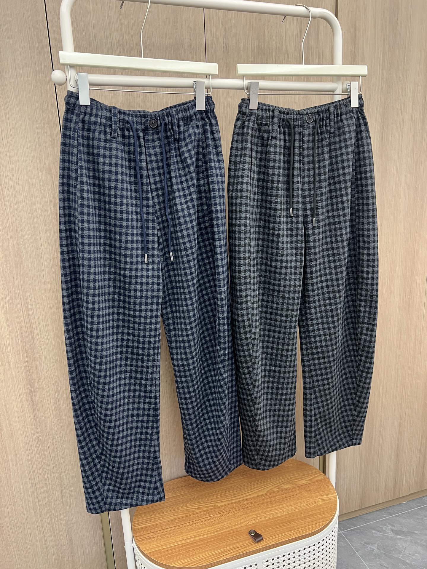 🛒现货发‼️ Cay*la秋冬万能格子弯刀裤白鹿同款单品好多次私服都有穿搭的裤子真的是超级百搭的秋冬神器