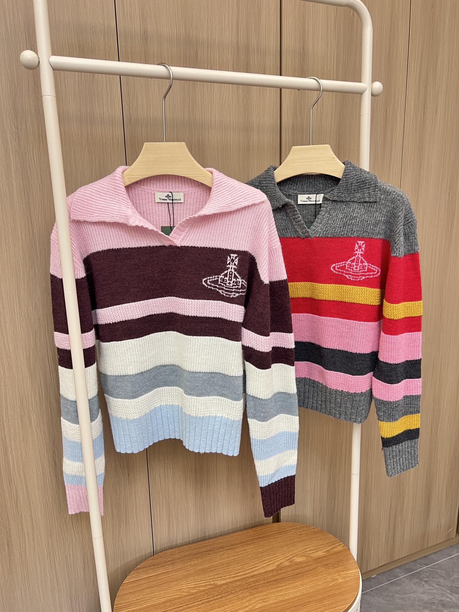 🛒新品上架‼️西太后🪐Vivienne秋冬秋冬还有糖果色～5种纱线针织而成配色也太好看啦～两种颜色都好看