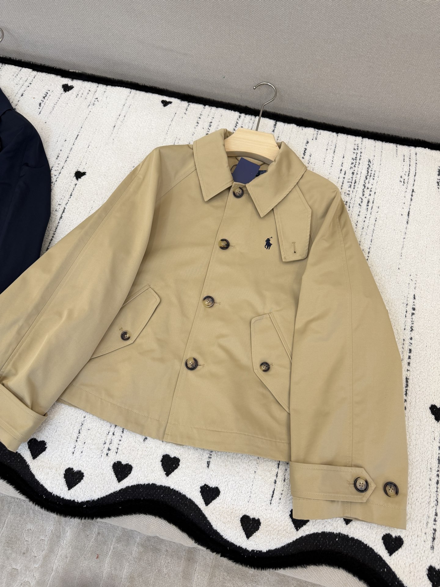 🛒现货发‼️拉夫RL 26ss早春系列元版购入定制～超级火的轻薄夹克风衣小🍠红薯热度很高的一款外套面料轻