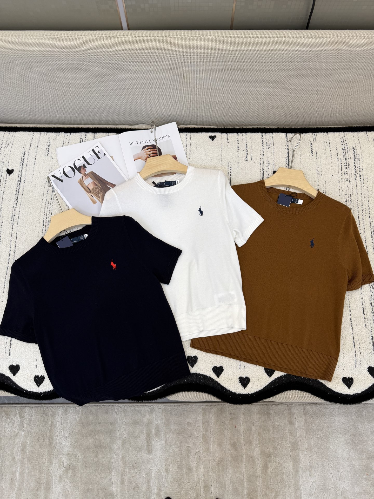 🛒新品上架‼️拉夫RL2026早春系列简约大方的纯色轻薄针织面料复古老钱的松弛感常规的短袖T的版型 完全