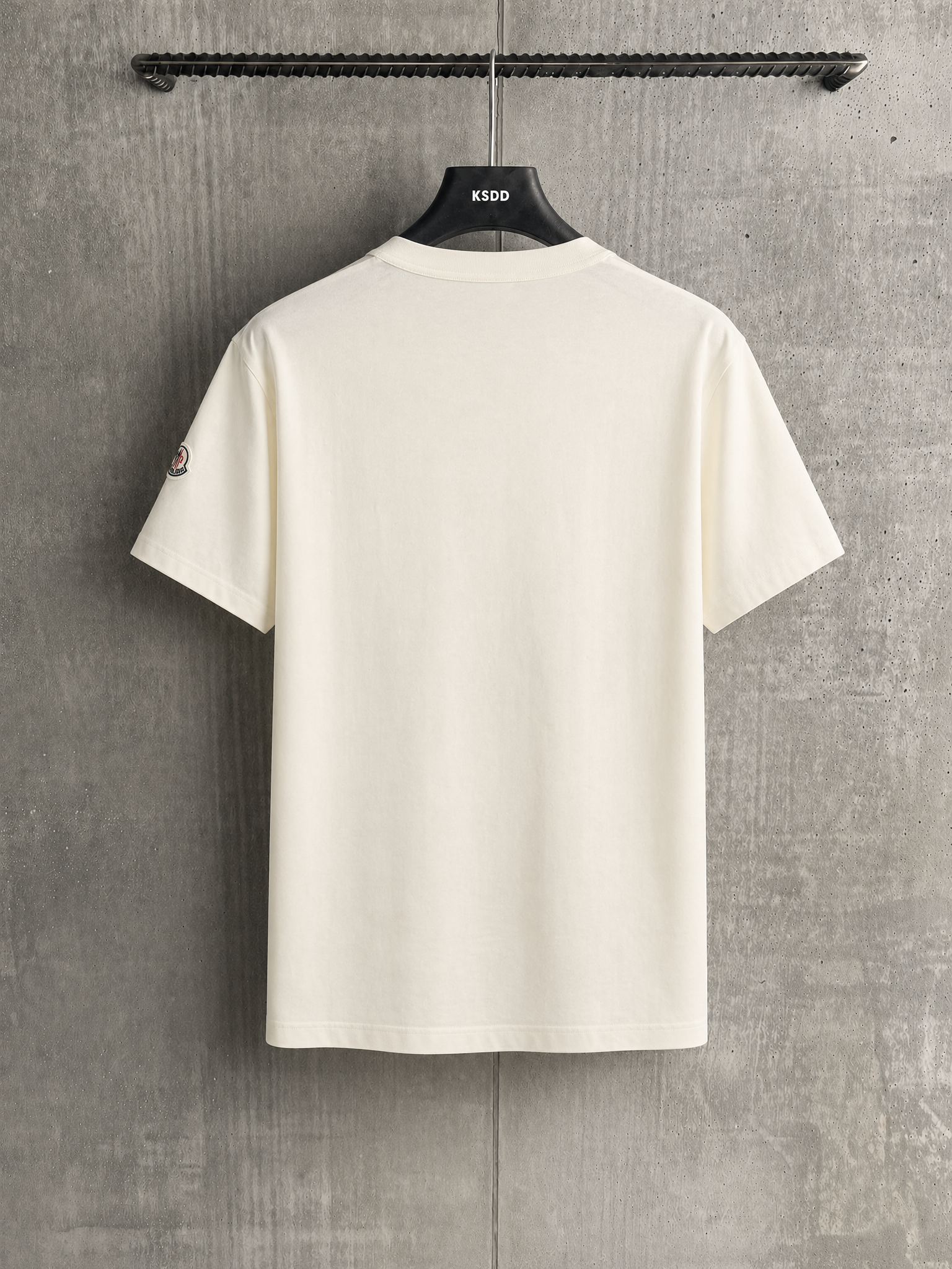 Moncler Monc 蒙口手写风刺绣短袖T