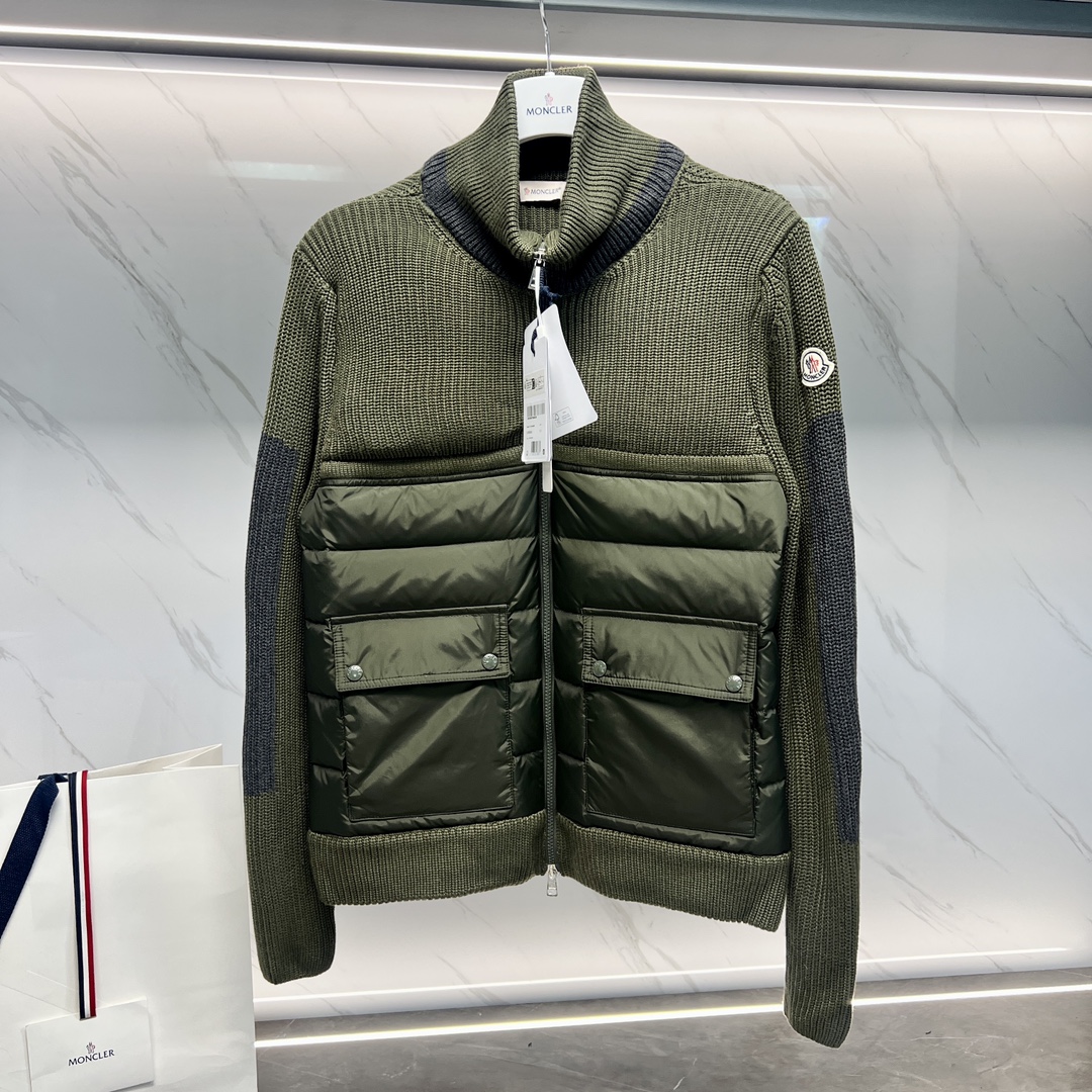 羽绒上新️Moncler24年新款Cardigan条纹立领羊毛拼接羽绒服白色细节鼎️鼎️鼎2024新款立