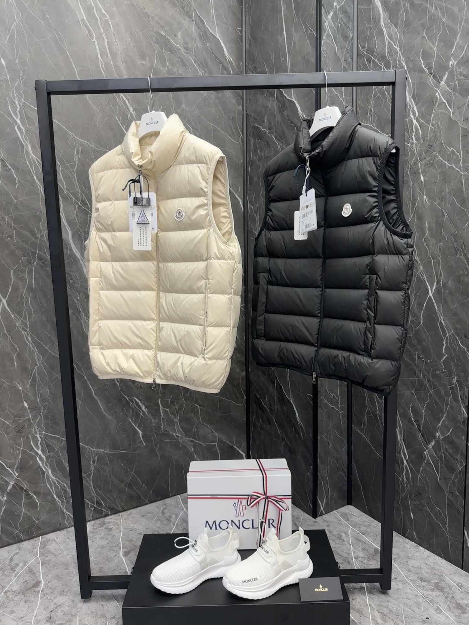 New Guangzhou Moncler Contrin Men's Down Vest. Colors: Black, Light Beige. Sizes: 1-5.-Big cat