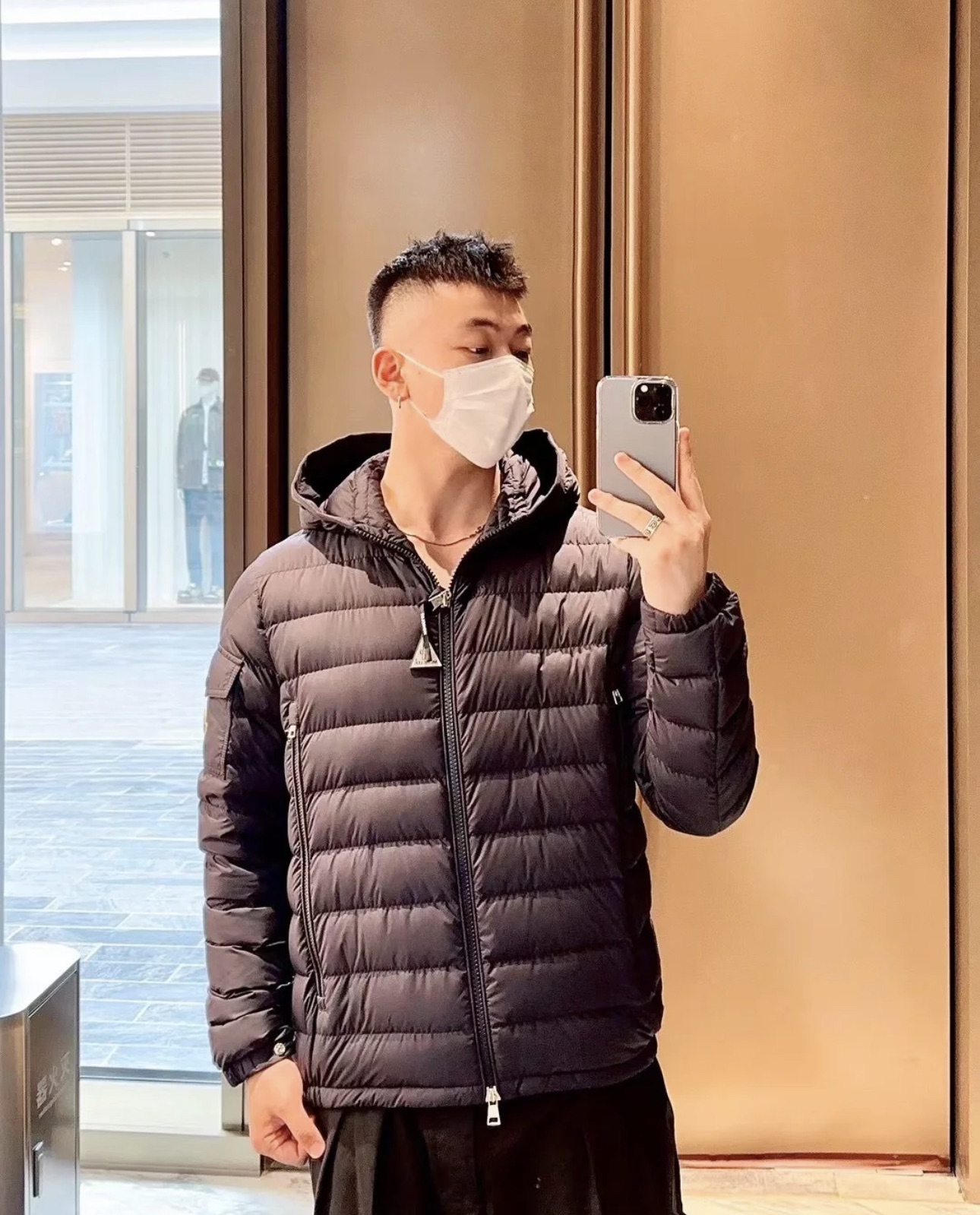 NO:610274,Upper body effect｜Mon Galion men's short hooded down jacket. Ace classic.,,jackets & coats,jackets & coats,down jacket,hats,alexander wang19860909上身效果｜Mon Galion男士短款连帽羽绒服夹克外套.王牌经典.,,jackets & coats,jackets & coats,down jacket,hats,alexander wang,Men's clothing