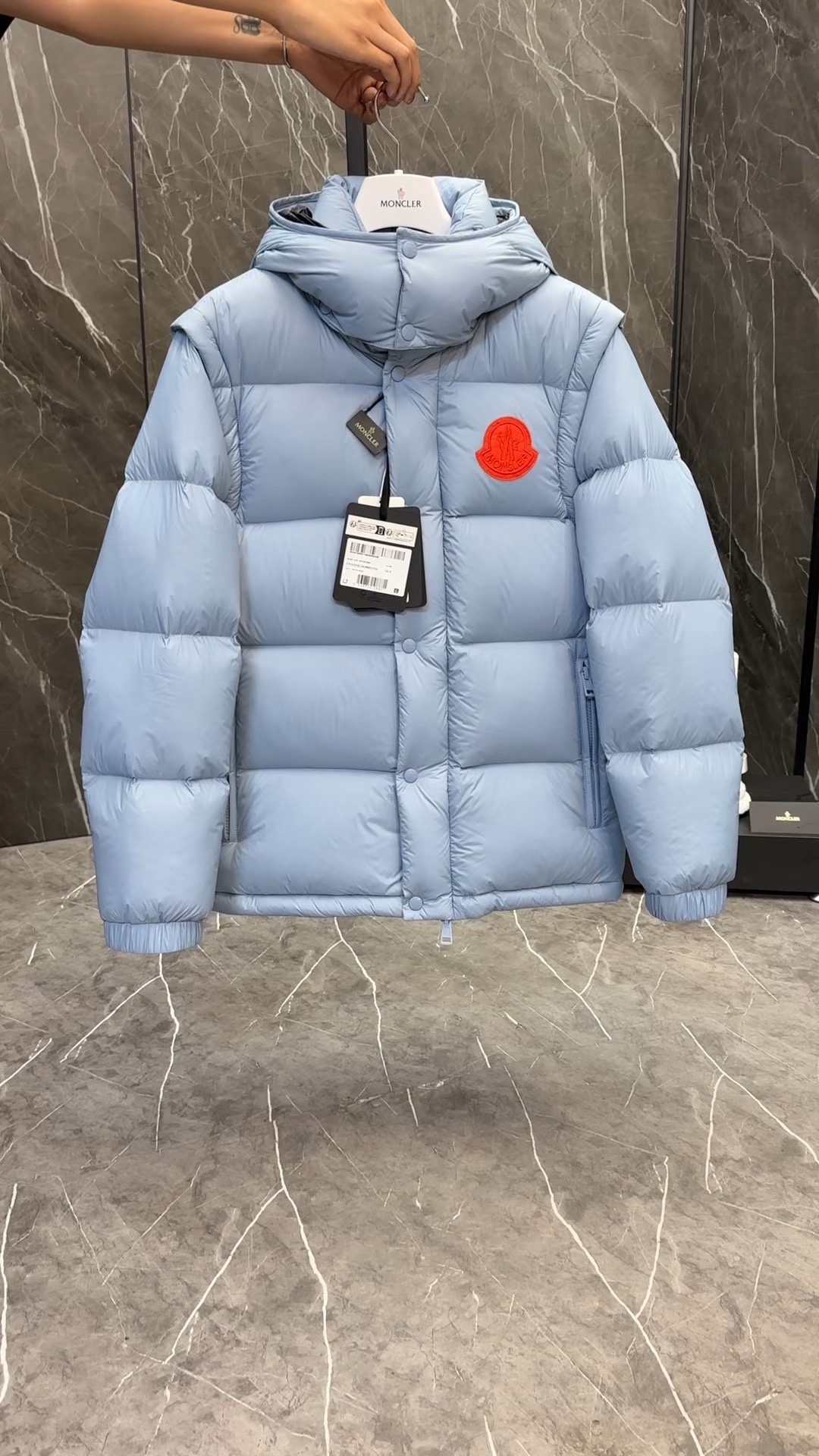 _dmB9s1GJPCinmF-6_GdHZxQ2HzfpIWKLTIxO8qg