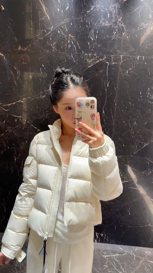 _dvP9sriwHDB5Pfy80P_doONHx-DjrmJUUsdTUAA