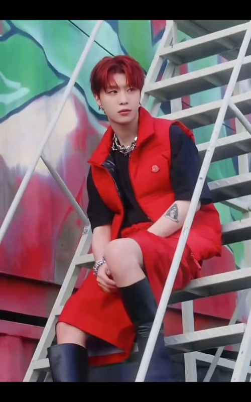 上身效果｜SParky男女款羽绒马甲Moncler x A$AP Rocky联名推送.爆款两色入.男女上