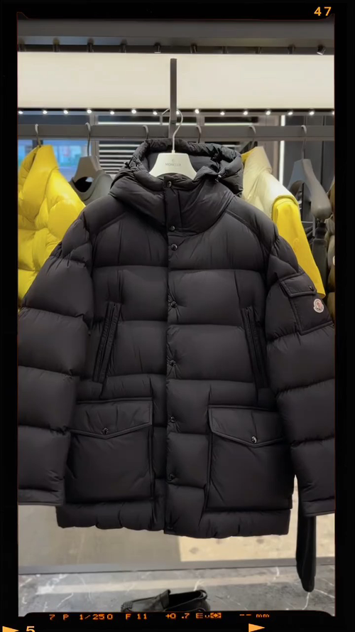 Moncler【加厚保暖】Bretagne(王牌渠道臻品)男士连帽中长羽绒夹克外套.柜台实拍视频参考.