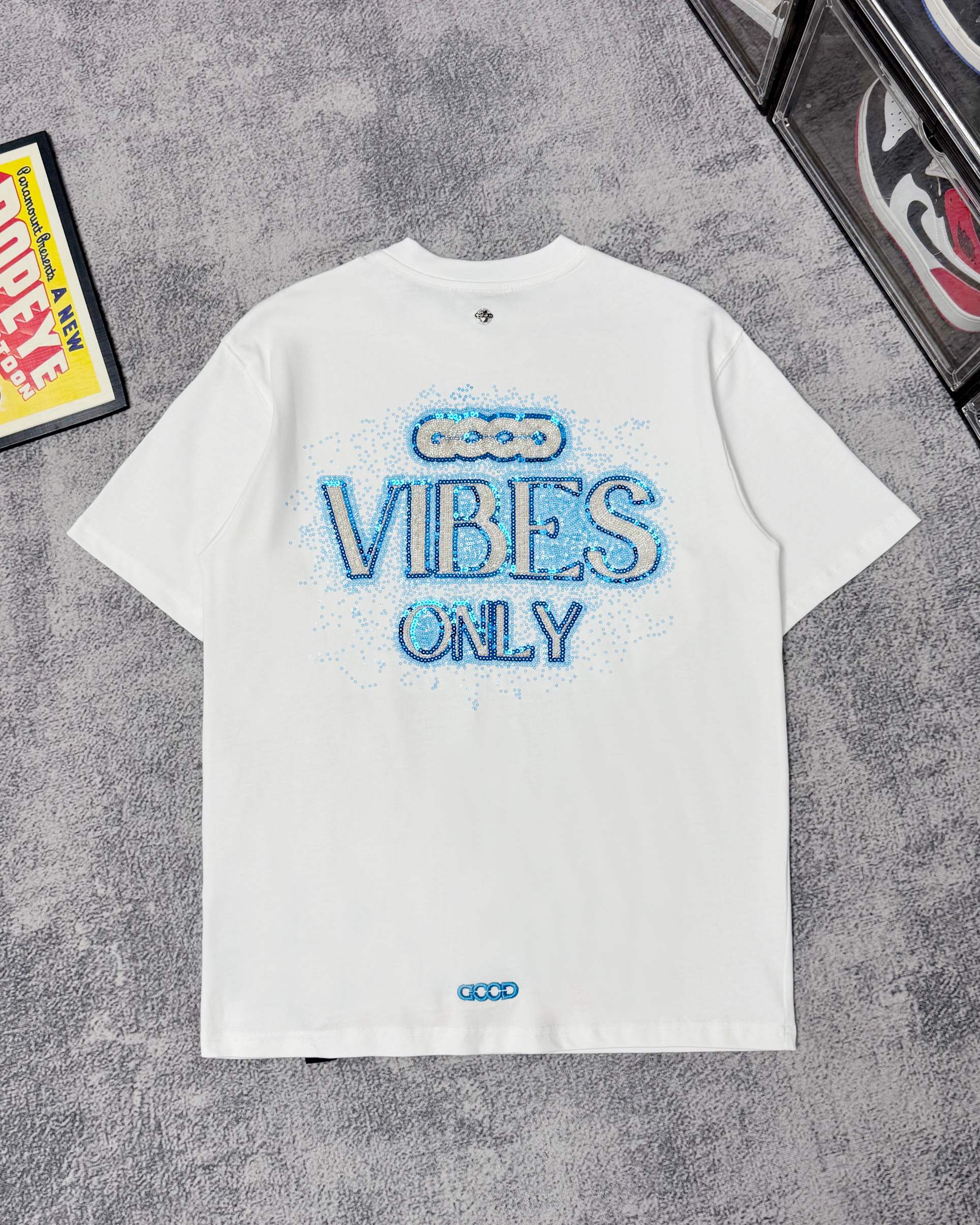 Alternative view of T-Shirt 08036