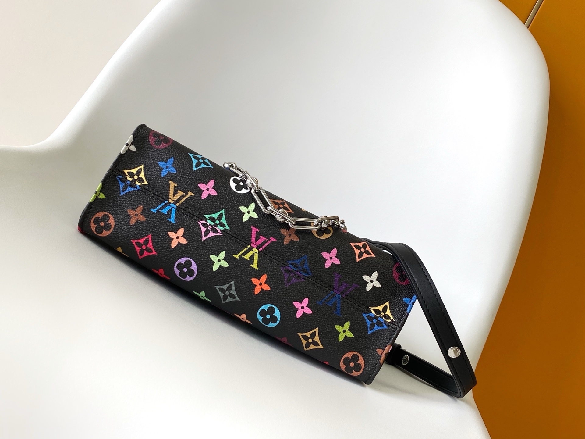 M13260黑彩 动态芯片 四方包链条包 LV X TM ONTHEGO EAST WEST CHAIN