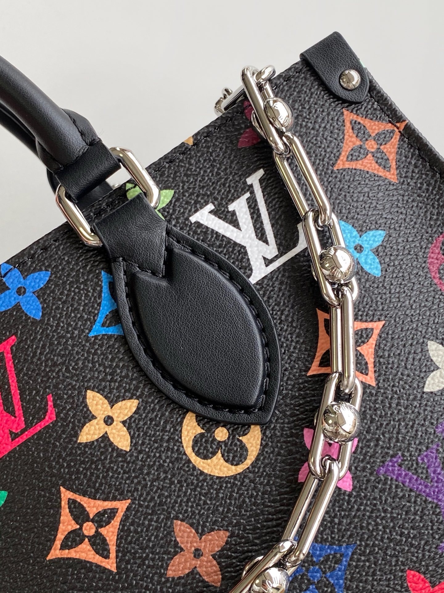 M13260黑彩 动态芯片 四方包链条包 LV X TM ONTHEGO EAST WEST CHAIN