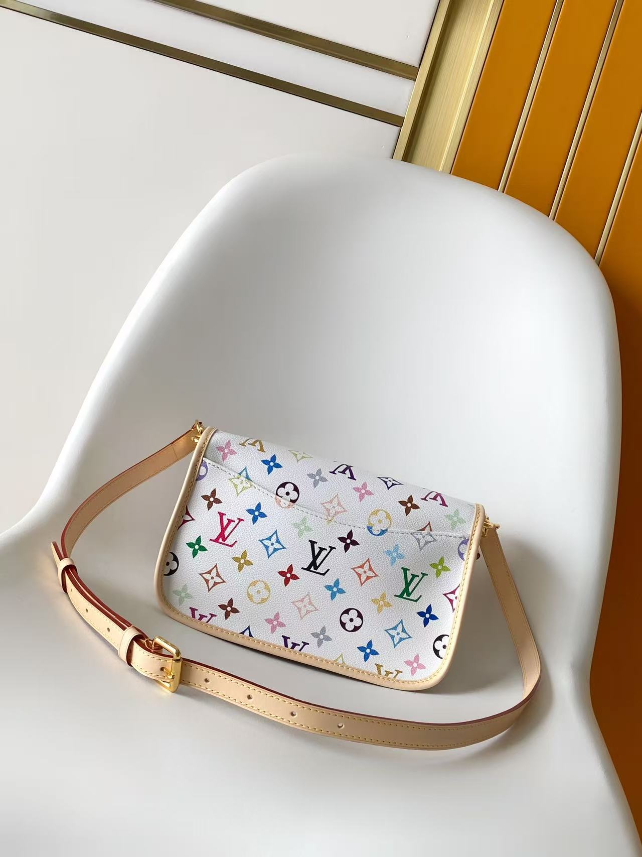 Louis Vuitton 163C01动态芯片 开发 ‼
