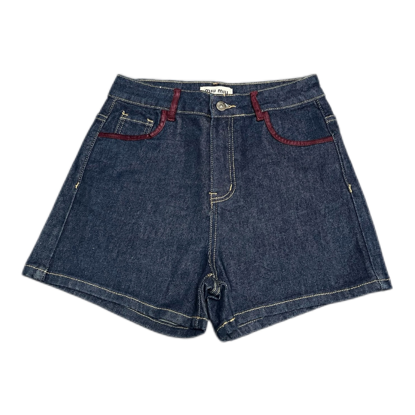 NO:120824,S-M-L for women, on sale in stock, self-pick the next day, miu home | 25ss red velvet leather edge straight shorts, full size is in stock. Contrasting retro solid color splicing fashionable and personalized jeans. versatile style. Red elk plush walk-by-side design back bag red embroidered letters matched with overall dark color. High-quality denim fabric. The upper body is really comfortable. Fashionable and tone-like jeans, miumiu, shorts, jeans, alexander wang19860909码数S-M-L 女款 现货发售 自取隔天 miu家｜25ss红绒皮包边直筒短裤 全码入库啦. 撞色复古纯色拼接时髦个性牛仔裤.百搭款.红色麋鹿毛绒走边搭配设计背袋红色刺绣字母搭配整体深色.高品质牛仔面料.上身真的很舒适.时髦腔调感的牛仔裤,,miumiu,shorts,jeans,alexander wang,Men's clothing