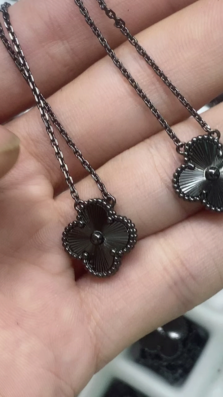 Van Cleef & Arpels vca梵克雅宝镭射枪黑项链+五花手链