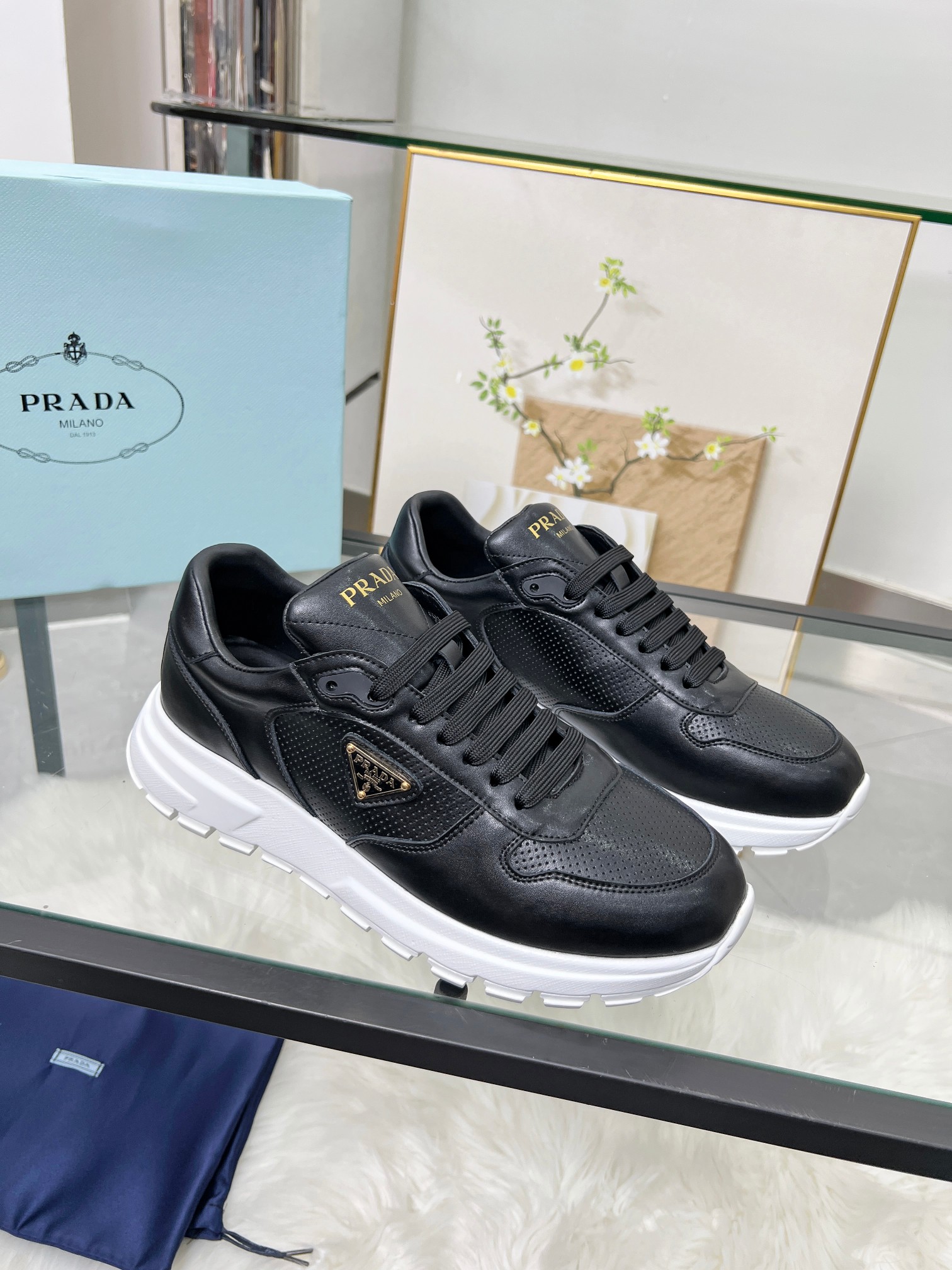 NO:391329,Puda launched the new official website copy fabric cowhide punching, inner sheepskin sole, anti-slip sole, wear-resistant, 35-4645.46 customized, casual shoes/sports shoes, sneakers, cowhide, sheepskin19860909普达上新 官网复制 面料牛皮冲孔,内里羊皮大底Tou防滑底耐磨,35-4645.46定做,休闲鞋/运动鞋,sneakers,cowhide,sheepskin,Women's Shoes
