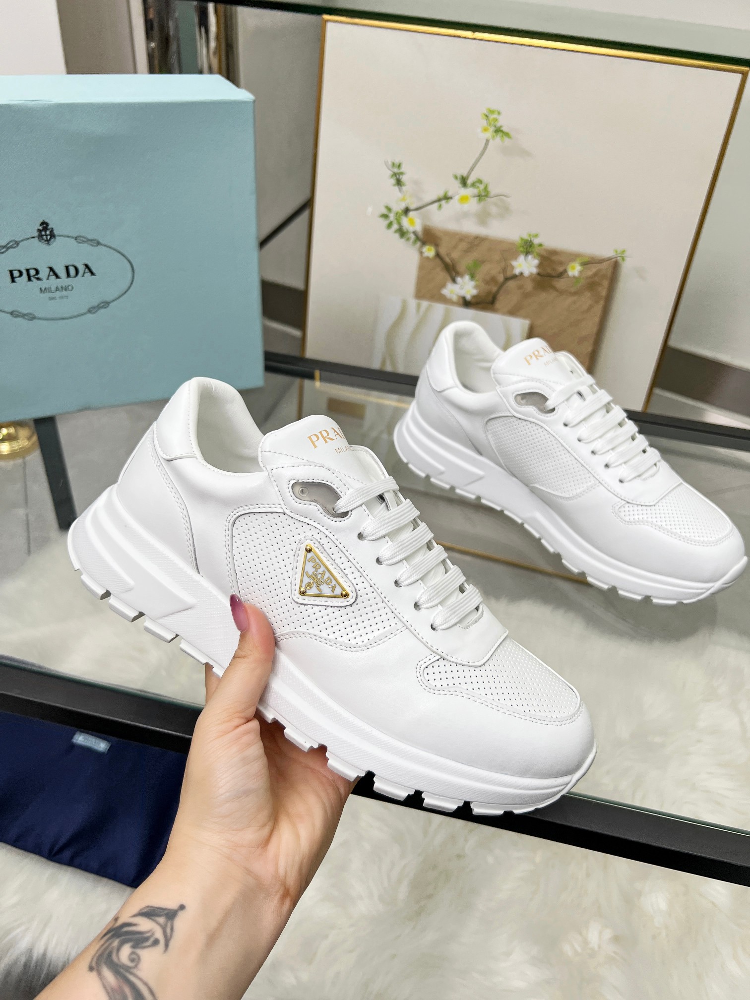 NO:391401,Puda launched the new official website copy fabric cowhide punching, inner sheepskin sole, anti-slip sole, wear-resistant, 35-4645.46 customized, casual shoes/sports shoes, sneakers, cowhide, sheepskin19860909普达上新 官网复制 面料牛皮冲孔,内里羊皮大底Tou防滑底耐磨,35-4645.46定做,休闲鞋/运动鞋,sneakers,cowhide,sheepskin,Women's Shoes