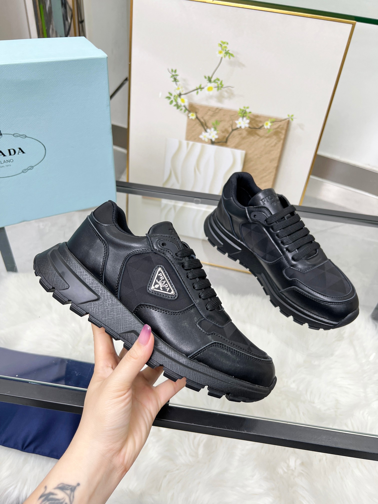 NO:391392,Prada new size 39-46 45.46 custom made, casual shoes/sports shoes, prada, sneakers19860909普拉达新款39-46码 45.46定做,休闲鞋/运动鞋,prada,sneakers,Women's Shoes
