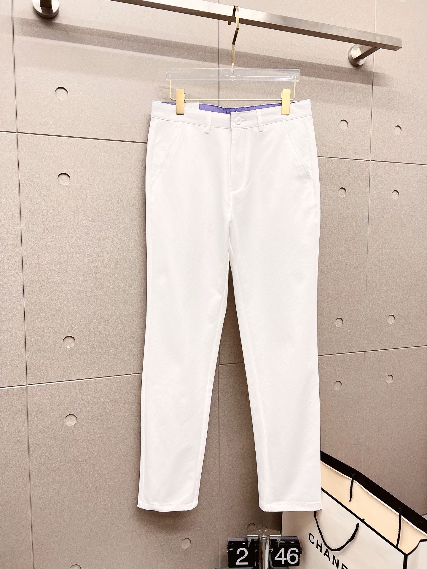 NO:522314,Dior New models are coming in 2025 spring and summer new products, available for sale in counters. The original 1:1 product for physical store top casual pants, suitable for all ages. The highest version of European imported fabrics in the market. They are comfortable, soft and skin-friendly, with super cool and fashionable and versatile upper body effect, straight and stylish, a must-have for the wardrobe!  Suitable for any occasion Size: 29-36,,dior,dior,alexander wang19860909Dior 迪奥 新款来袭2025春夏新款新品 专柜有售 实体店极品休闲裤专柜原版1:1好货,适合各个年龄段.市场最高版本的欧洲进口面料.舒适柔软亲肤,上身效果超级棒时尚百搭,笔挺有型,衣橱必备！适合任何场合穿着 尺码:29-36,,dior,dior,alexander wang,Men's clothing