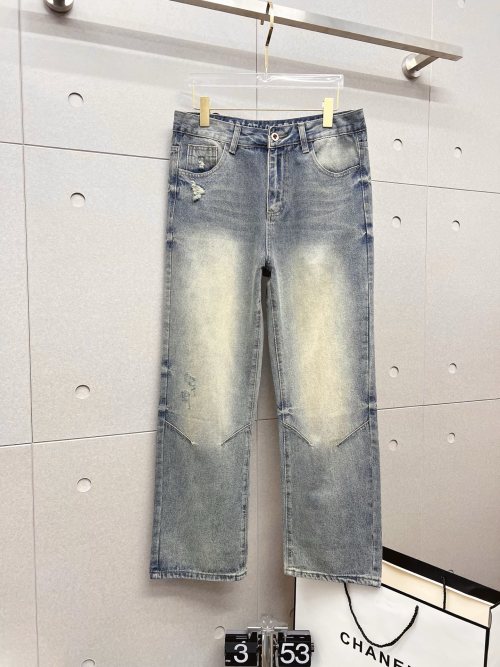 Men's Distressed Straight-Leg Jeans - Fashionable and Comfortable Denim 1 Men's Distressed Straight-Leg Jeans - Fashionable and Comfortable Denim