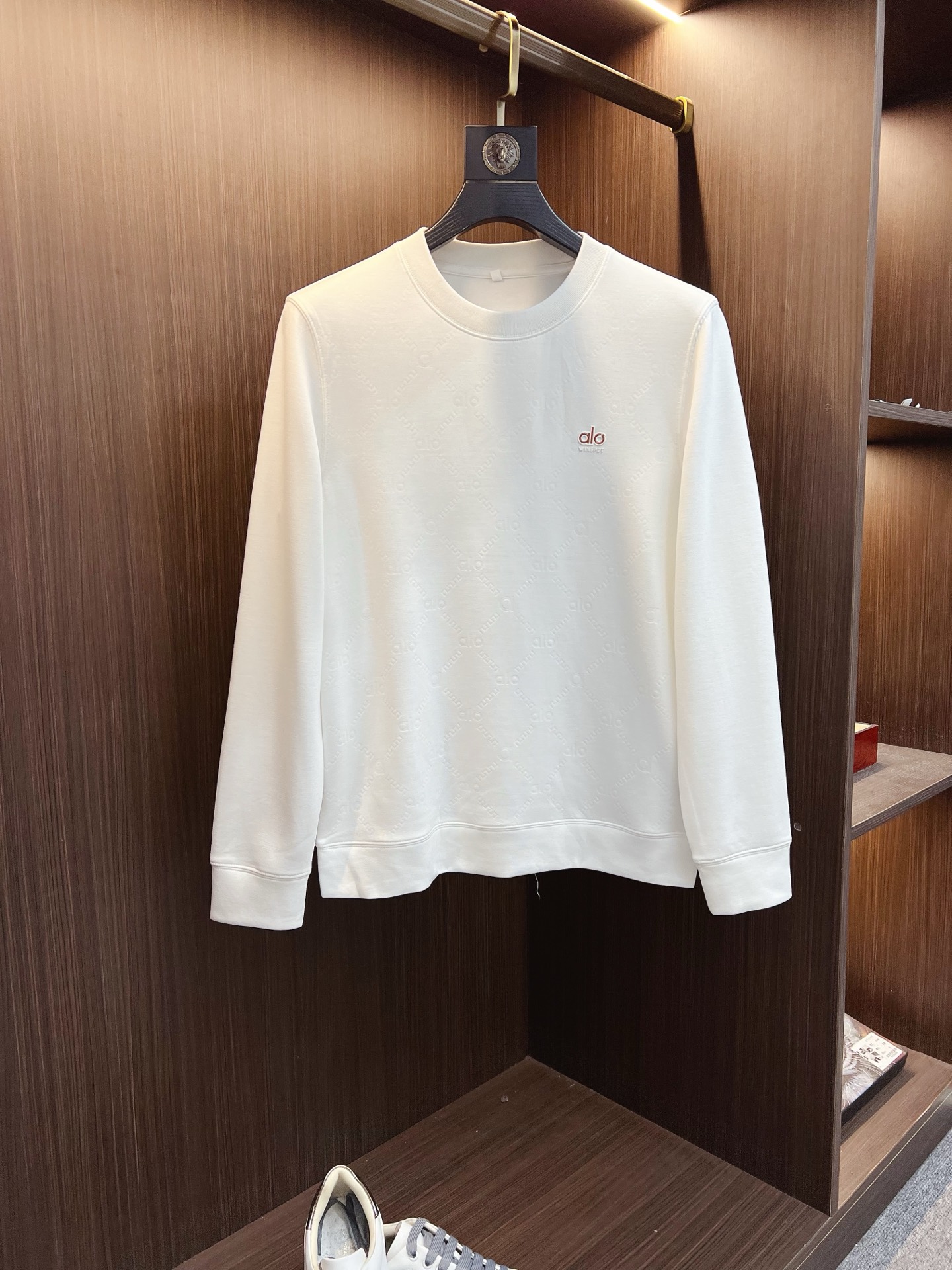 NO:522325,Ferragamo exclusively available for autumn and winter, the original single men's casual long-sleeved high-luxury custom fabric Xinjiang long-sleeved cotton soft and comfortable high-version fashionable and versatile imported fabrics, super soft and delicate, skin-friendly and comfortable to wear, high-end boutique, OEM factory fine-made top body very good, men's essential items, number 48-56/M-3XL,,ferragamo,alexander wang19860909菲拉格慕 秋冬独家专供新款原单男士休闲长袖高奢订制面料新疆长绒棉 绵柔笔挺舒适 高版本 时尚百搭爆款进口面料 手感超柔软细腻 穿着亲肤舒适 高端精品 代工厂精细做上身非常赞 男士必备单品 码数48-56/M-3XL,,ferragamo,alexander wang,Men's clothing