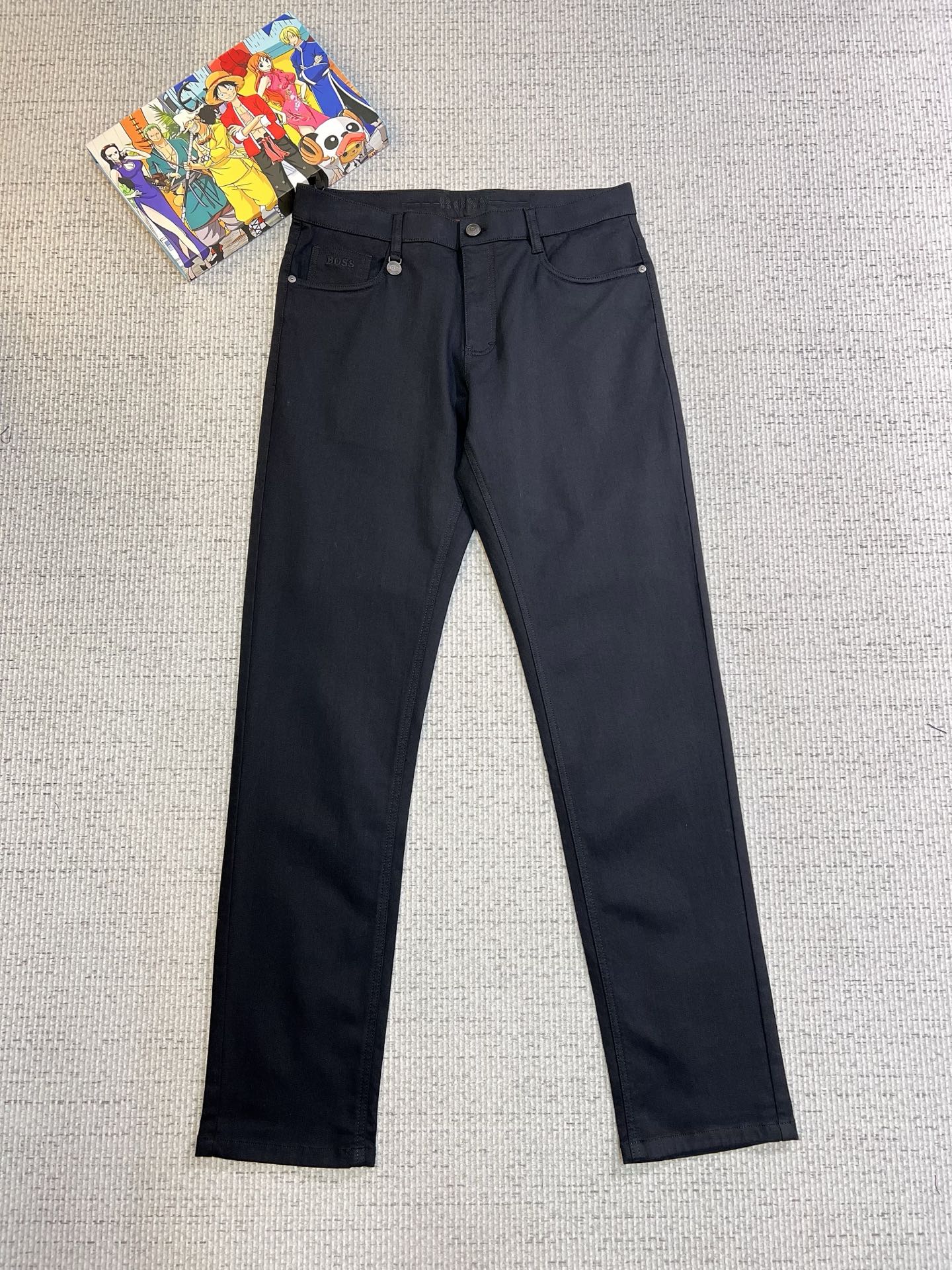 NO:612900,BOSS Casual Pants, Western Pants 2025SS Autumn and Winter New Style, Special Fabric for Advanced Custom Pants, Customized Original Hardware, Heavy Craftsmanship, Fine Turning, Customized Fabric, Soft and Comfortable, Remarkable Texture, Exquisite Accessories, Excellent Upper Body Effect, Complete Three Standards, Standard Size 30-40,,alexander wang19860909BOSS 休闲裤 西裤2025SS秋冬新款 高级定制裤子专用面料 定制原版五金 重工工艺打造 车工走线精细 定制面料 柔软舒适 质感显著 辅料精美 上身效果超赞 三标齐全 标准尺码30-40,,alexander wang,Men's clothing