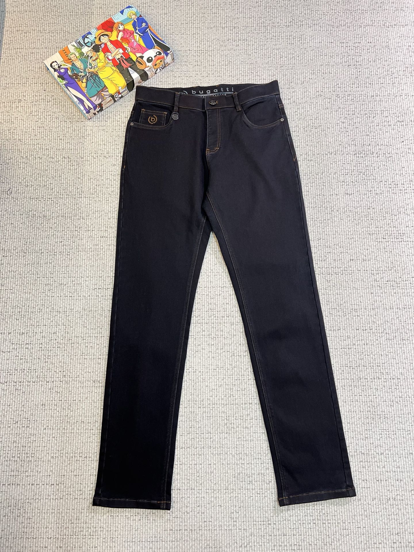 NO:612886,Bruti casual pants, trousers 2025SS autumn and winter new style, special fabric for advanced custom pants, customized original hardware, heavy craftsmanship, fine lathe wiring, customized fabric, soft and comfortable, significant texture, exquisite accessories, great upper body effect, complete three standards, standard size 30-40,,alexander wang19860909布鲁提 休闲裤 西裤2025SS秋冬新款 高级定制裤子专用面料 定制原版五金 重工工艺打造 车工走线精细 定制面料 柔软舒适 质感显著 辅料精美 上身效果超赞 三标齐全 标准尺码30-40,,alexander wang,Men's clothing