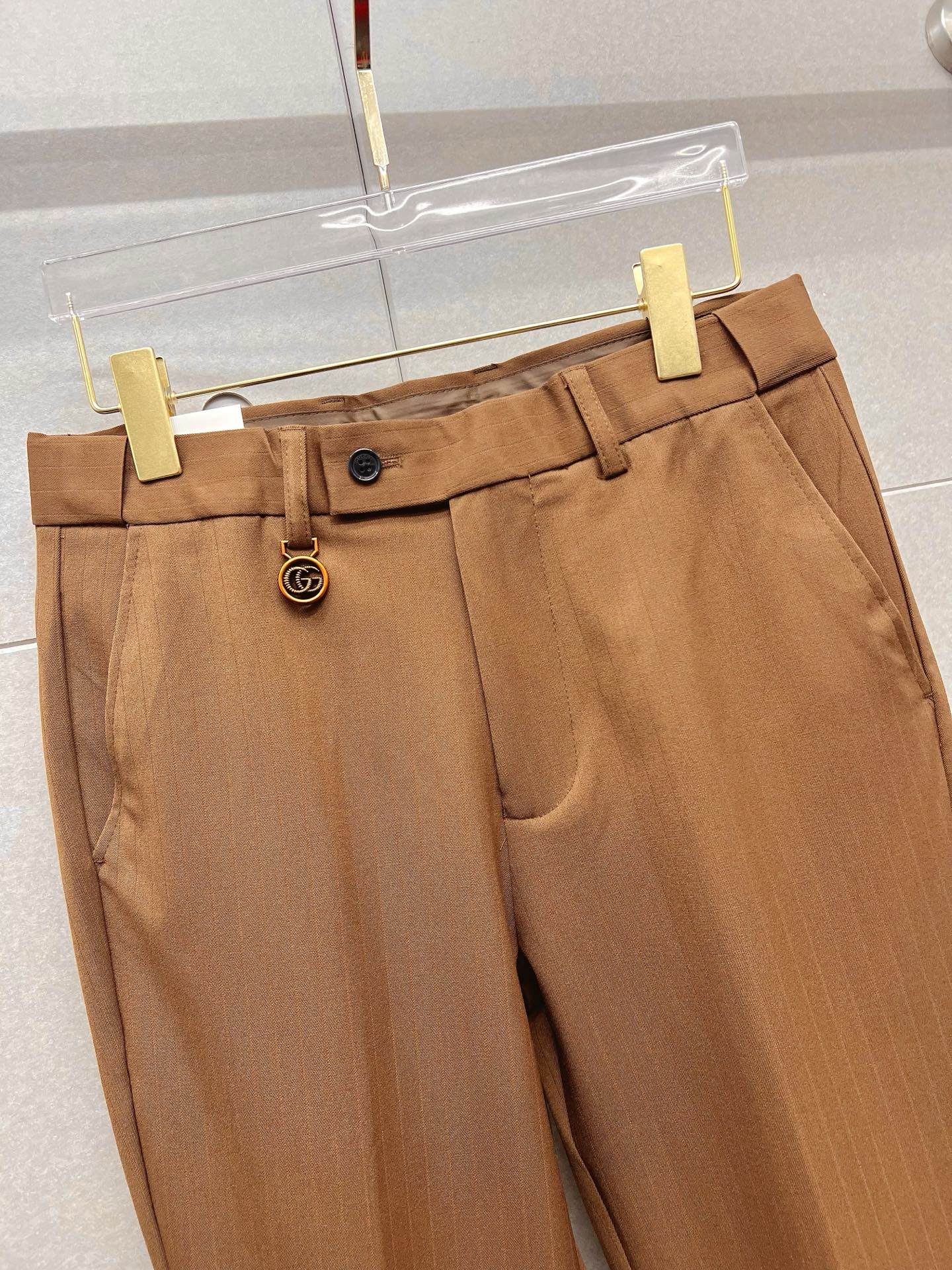 GUCCI 古奇 休闲裤 西裤2025SS秋冬新款 高级定制裤子专用面料 定制原版五金 重工工艺打造 车