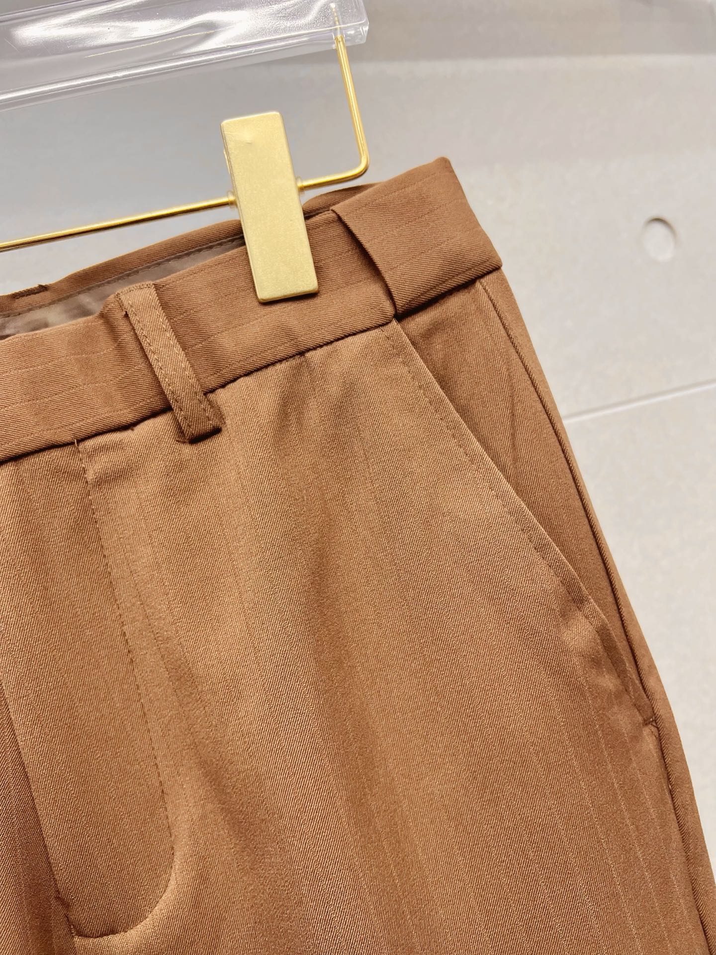 GUCCI 古奇 休闲裤 西裤2025SS秋冬新款 高级定制裤子专用面料 定制原版五金 重工工艺打造 车