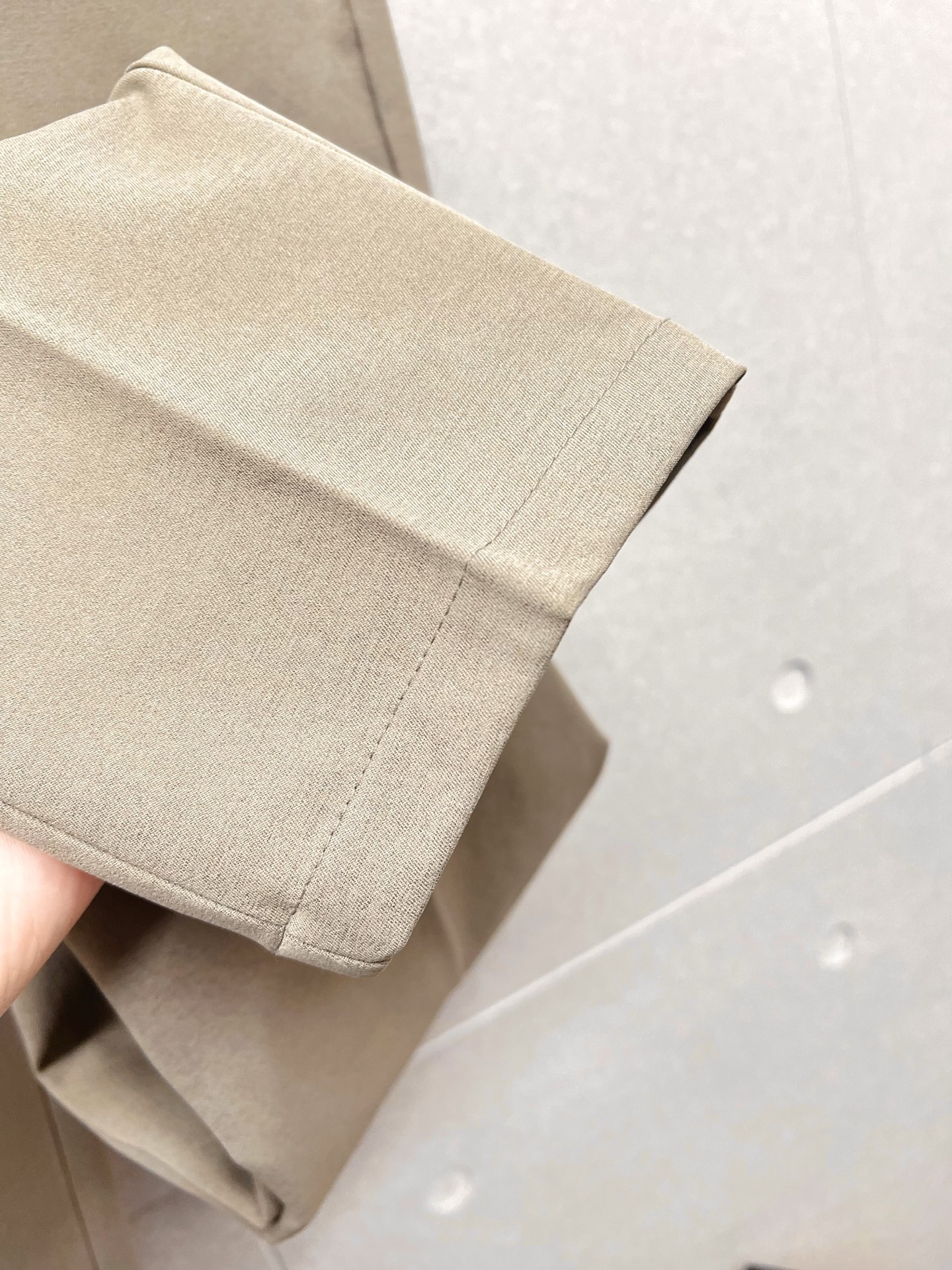 杰尼亚 休闲裤 西裤2025SS秋冬新款 高级定制裤子专用面料 定制原版五金 重工工艺打造 车工走线精细