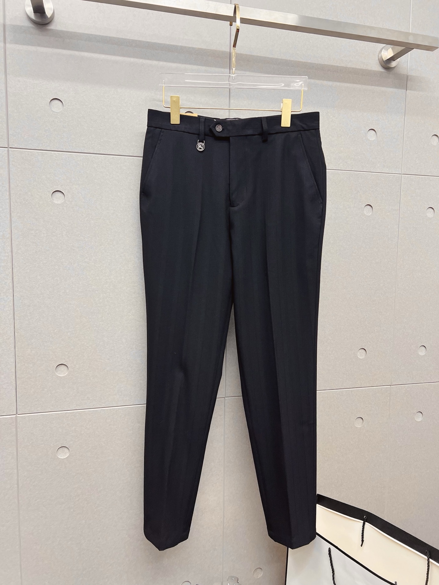 Burberry 巴宝莉 休闲裤 西裤2025SS秋冬新款 高级定制裤子专用面料 定制原版五金 重工工艺