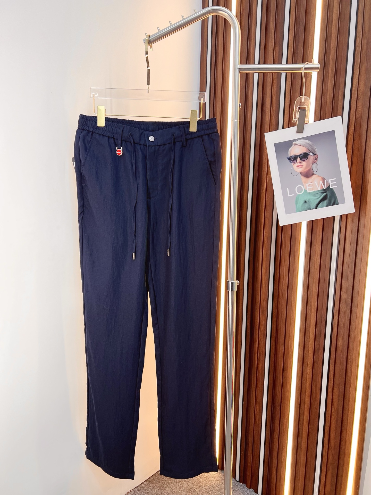 NO:849658,kiton casual pants, trousers 2025SS autumn and winter new style, special fabric for advanced custom pants, customized original hardware, heavy craftsmanship, fine lathe wiring, customized fabric, soft and comfortable, significant texture, exquisite accessories, great upper body effect, complete three standards, standard size 30-40,,19860909kiton 休闲裤 西裤2025SS秋冬新款 高级定制裤子专用面料 定制原版五金 重工工艺打造 车工走线精细 定制面料 柔软舒适 质感显著 辅料精美 上身效果超赞 三标齐全 标准尺码30-40,,,Men's clothing