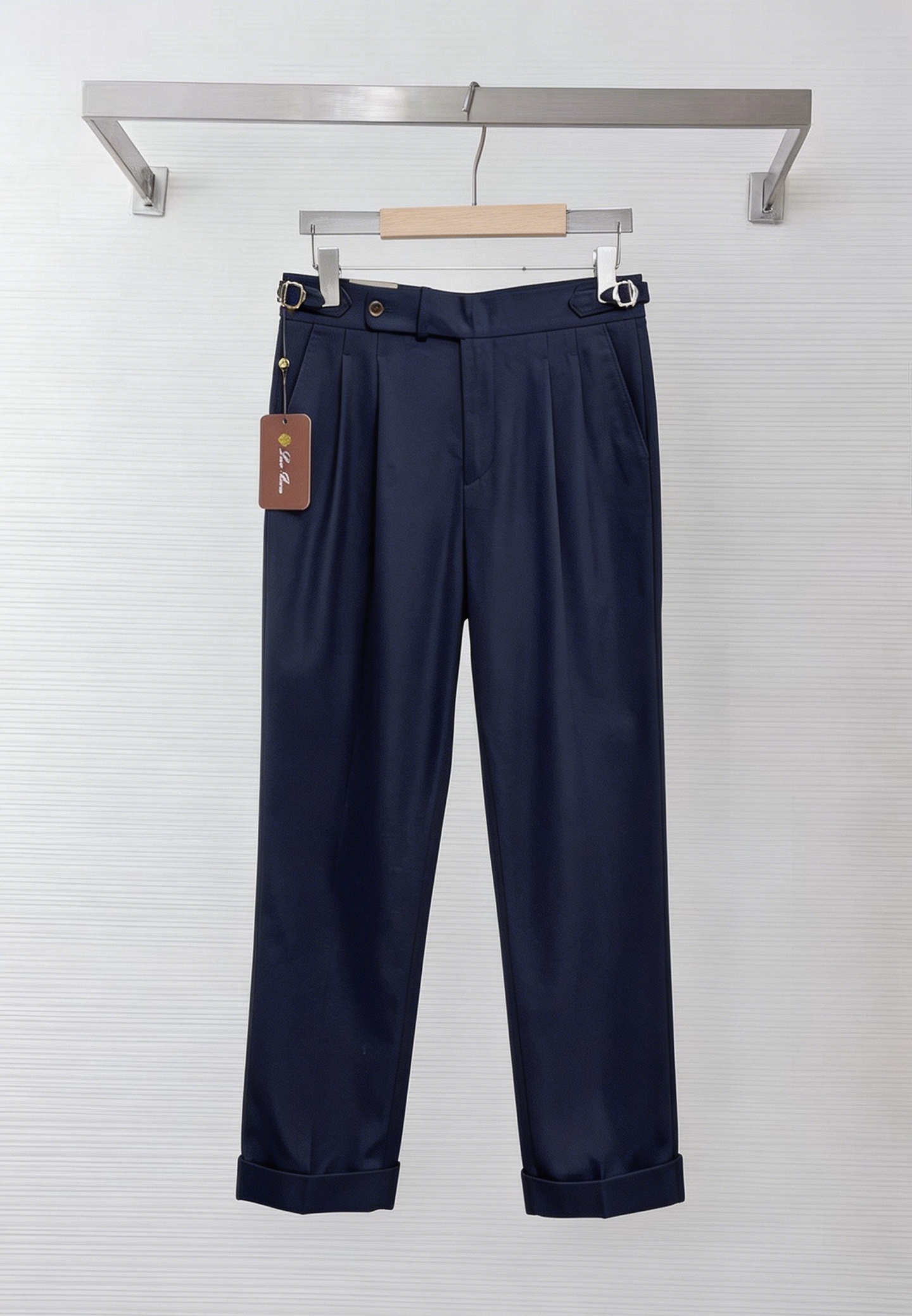 NO:938143,LP 1996 new casual trousers, trousers, available on the official website at the same time, trousers body craftsmanship design, imported customer-supplied accessories, fabric customization, OEM products are exempted from inspection!  Every detail is done to the extreme, original hardware accessories, full of fashion, stylish and handsome upper body, a must-have item for fashionistas!  Original product from AX!  Code number 29-36,,loro piana,19860909LP 1996新品休闲裤西裤,官网同步发售,裤身工艺设计,进口客供辅料、面料定制,代工厂出品免检！每个细节做到极致,原版五金配件,潮范十足、上身有型帅气,潮人必备单品！ AX原单出品！ 码数29—36,,loro piana,,Men's clothing