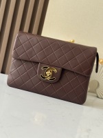 Chanel Classic Flap Bag Sac À Dos Pochettes & Sacs de Soirée Sacs À Bandoulière & À Épaule Le Brun Femmes Quincaillerie en or Peau de mouton La chaîne 1 Chanel Classic Flap Bag Sac À Dos Pochettes & Sacs de Soirée Sacs À Bandoulière & À Épaule Le Brun Femmes Quincaillerie en or Peau de mouton La chaîne