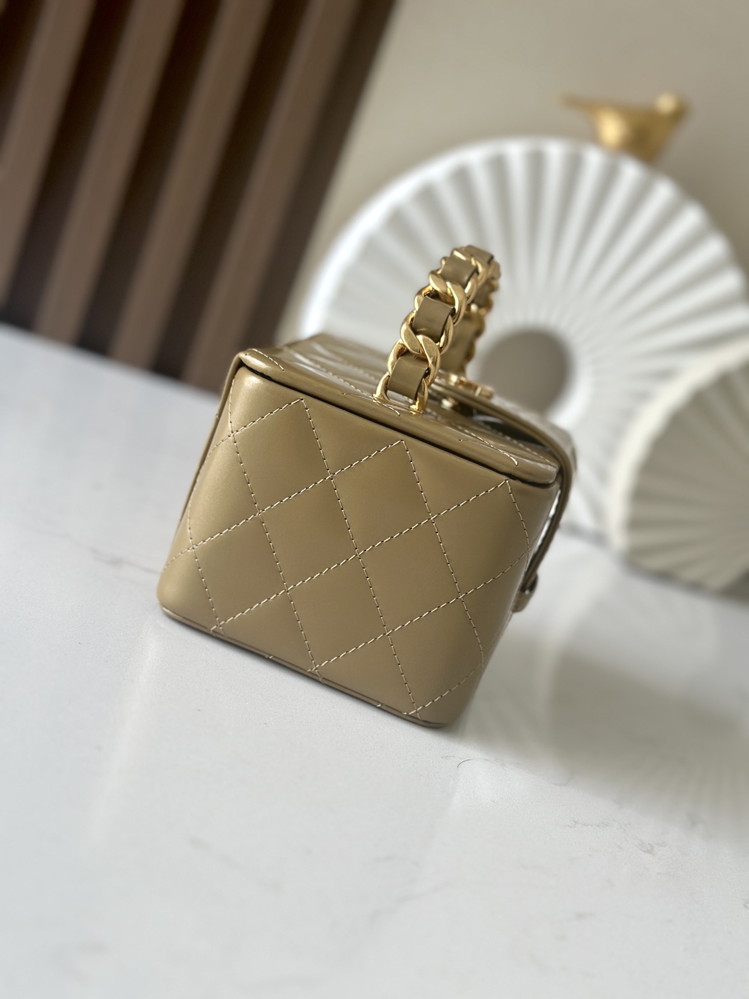 Chanel 这款是香奶奶 家vintage小怪级别的化妆包