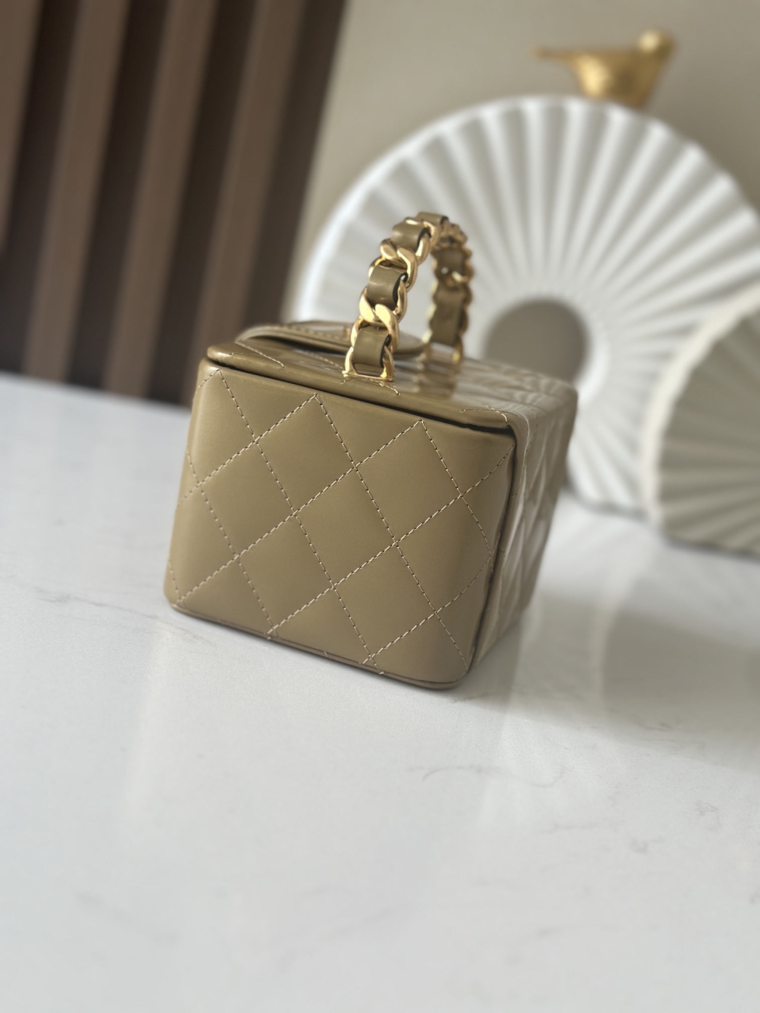 Chanel 这款是香奶奶 家vintage小怪级别的化妆包