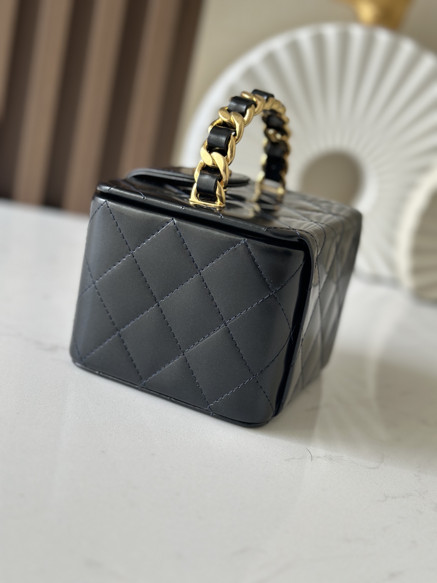 Chanel 这款是香奶奶 家vintage小怪级别的化妆包