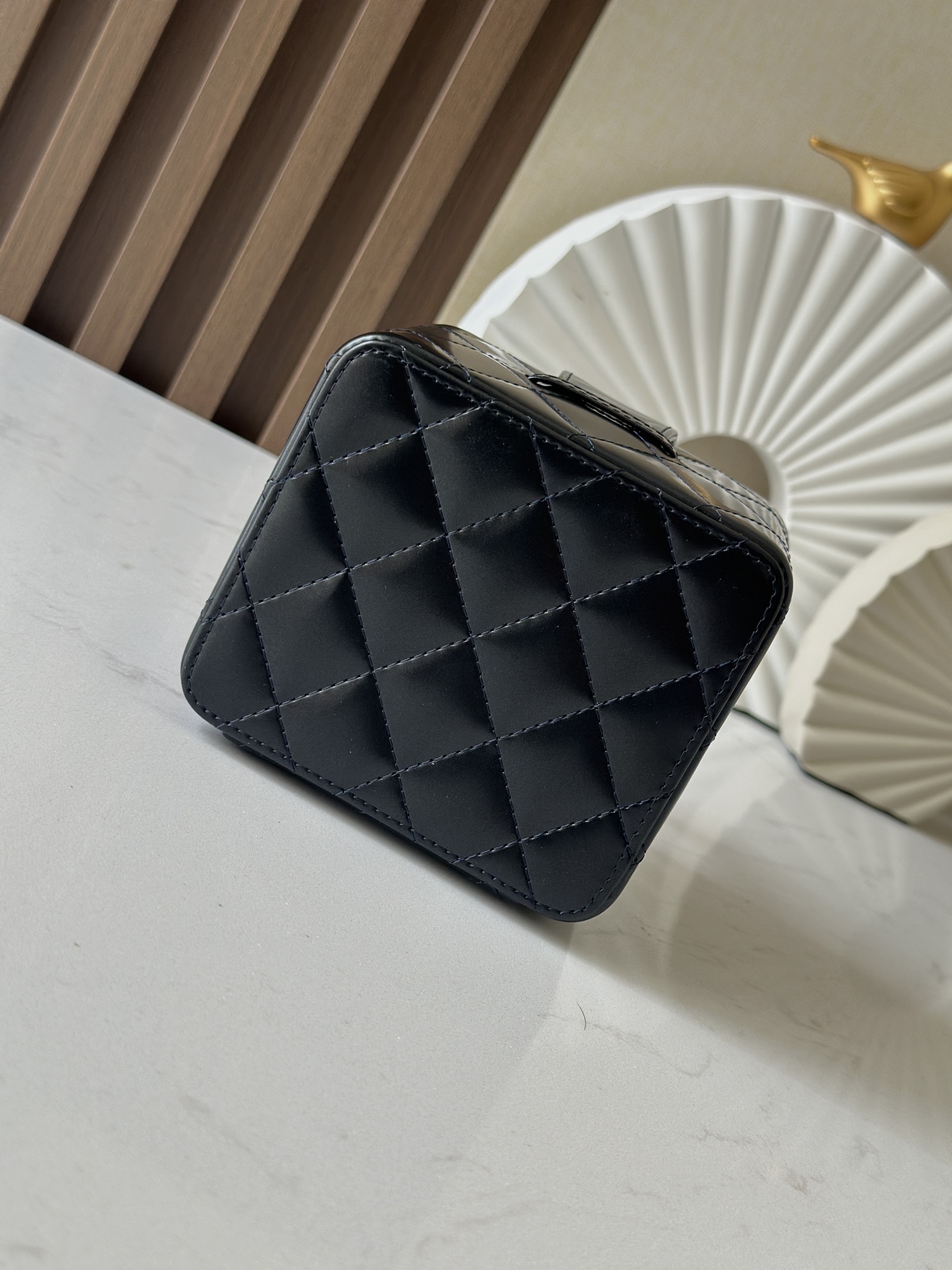 Chanel 这款是香奶奶 家vintage小怪级别的化妆包