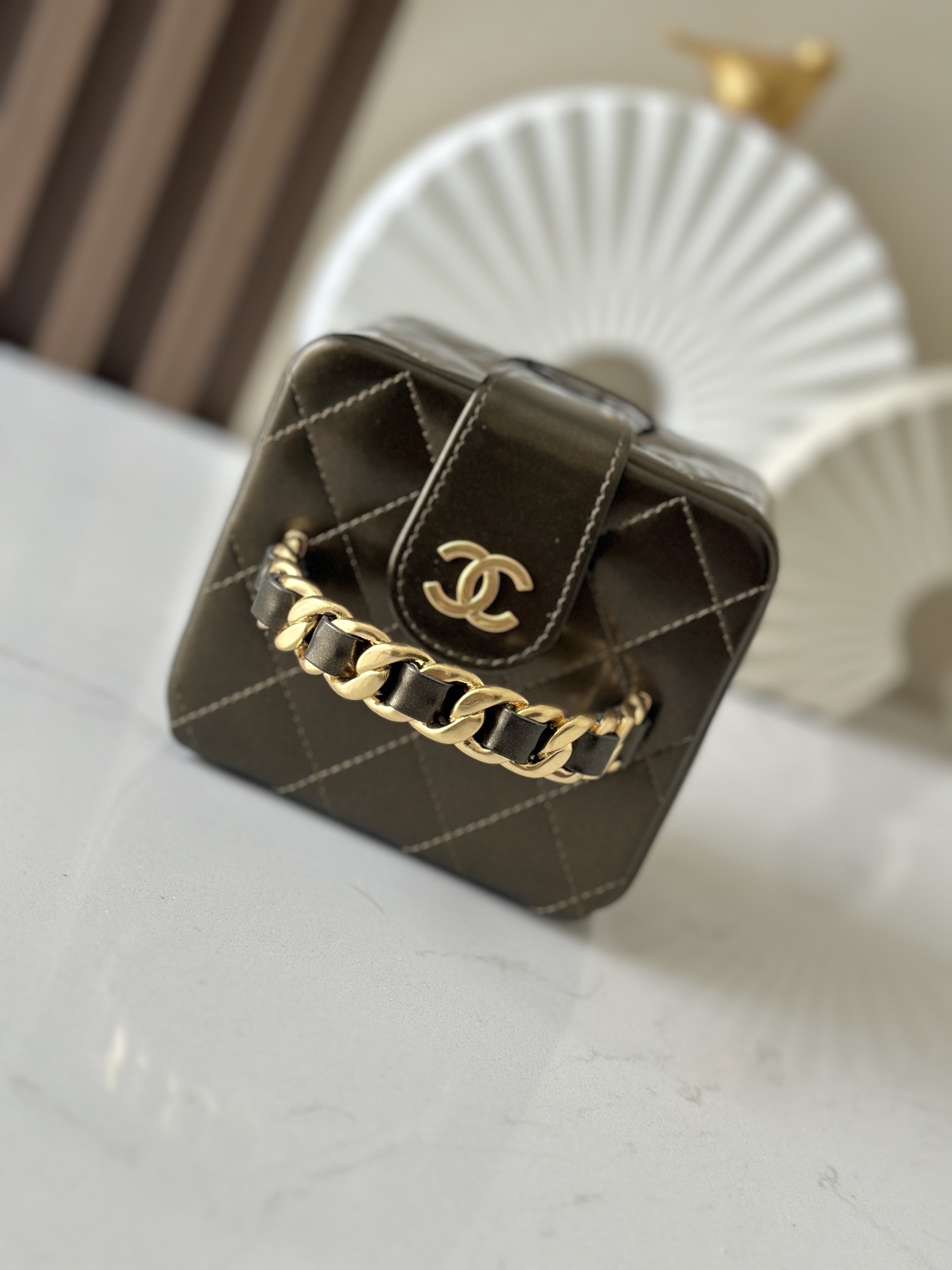 Chanel 这款是香奶奶 家vintage小怪级别的化妆包