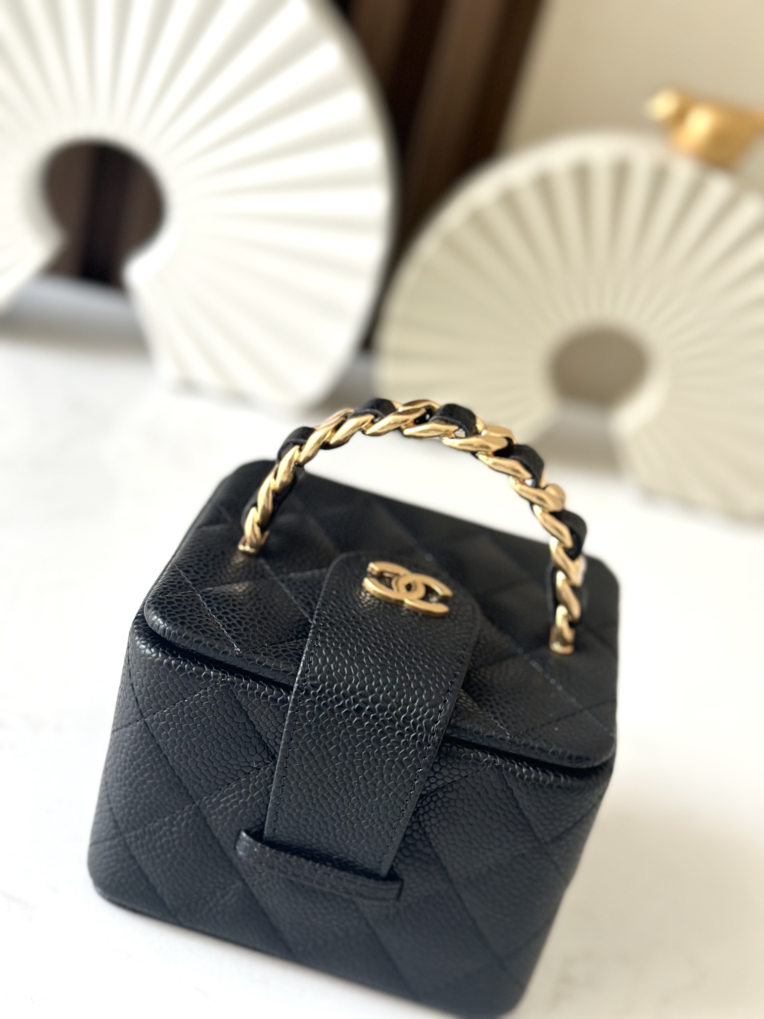 Chanel 这款是香奶奶 家vintage小怪级别的化妆包