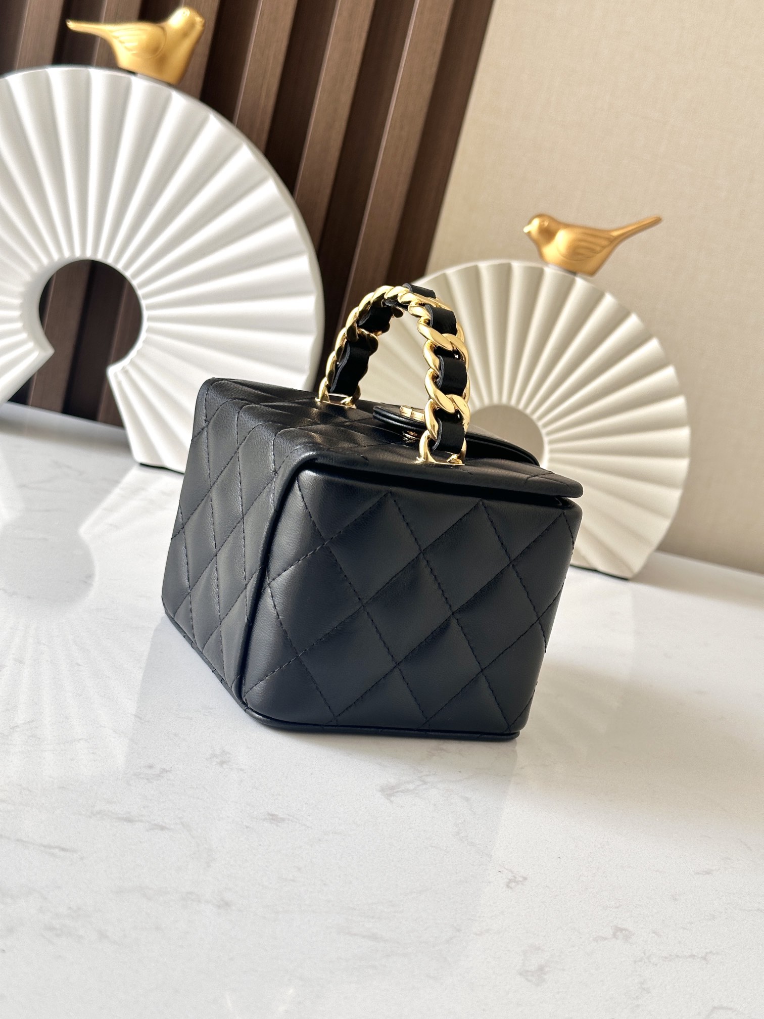 Chanel 这款是香奶奶 家vintage小怪级别的化妆包