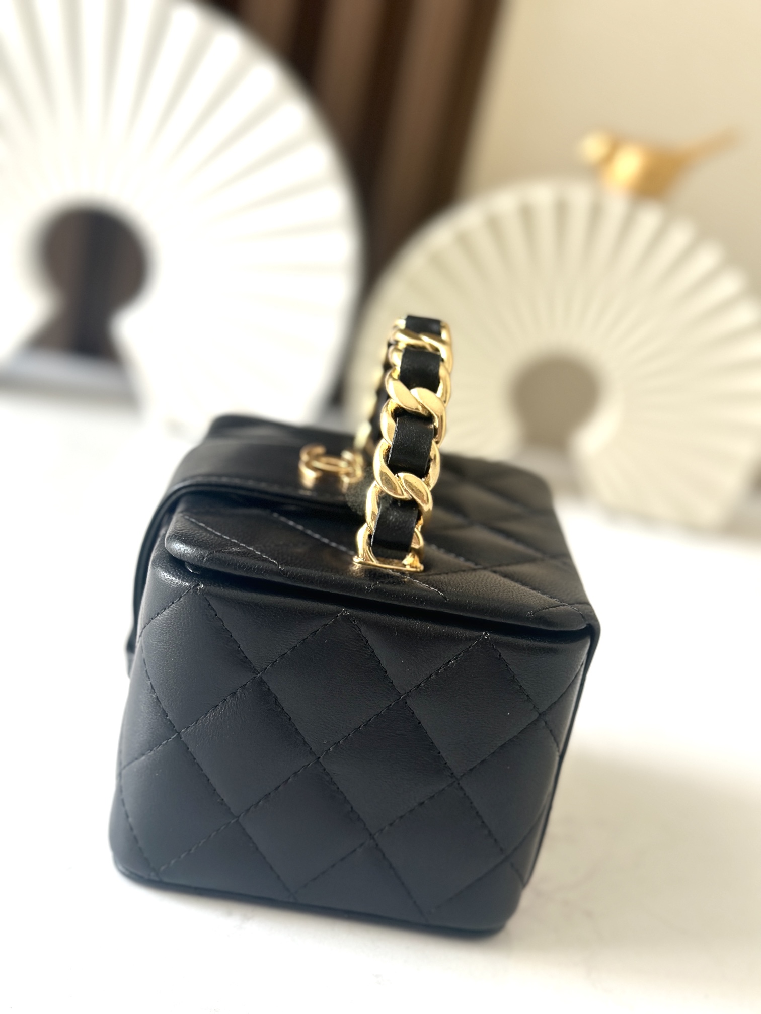 Chanel 这款是香奶奶 家vintage小怪级别的化妆包