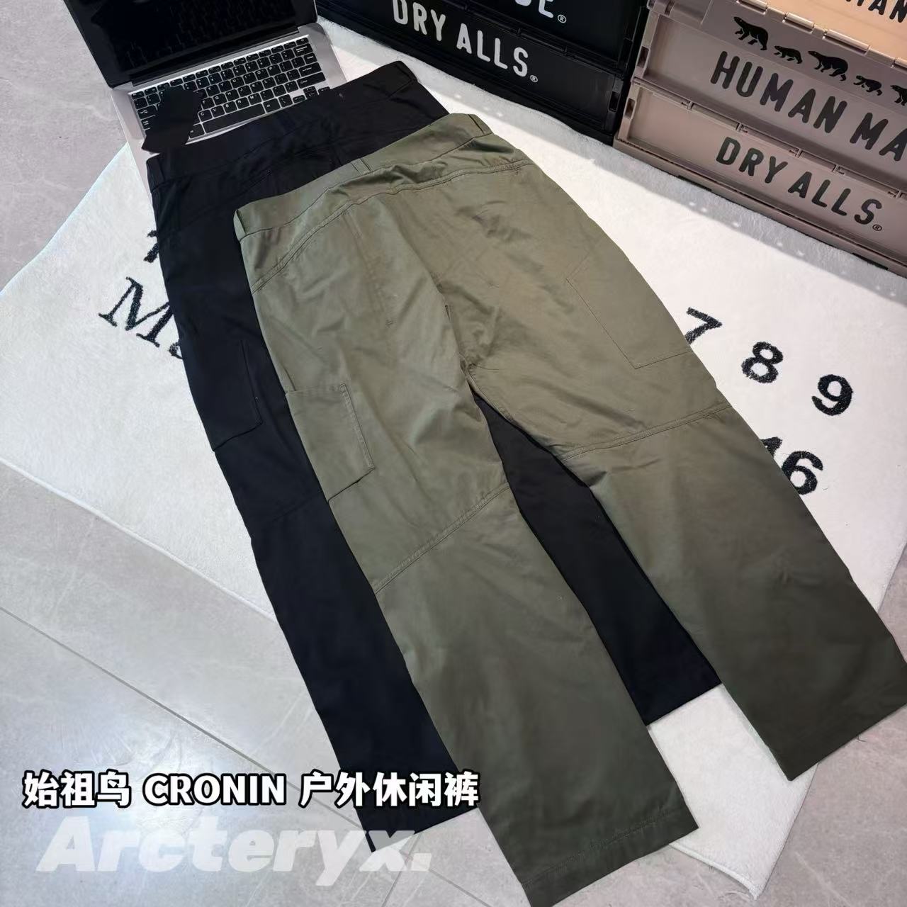 發130💰

-ARC'TERYX 祖鸟 CRONIN 户外休闲裤

-面料：采用原版一比一定织定染*61%棉+29%锦纶+10%氨纶的混纺材质。面料表面添加特氟龙涂层。

-辅料：原版拆解开发，一比一定制的小标，领标，水洗，吊牌，五金等等。

-工艺：原版分解，从裁剪，拼接，到缝制工艺完全原版一比一。部分压胶工艺。

-颜色：黑色 军绿

-尺码：30 32 34 36
      裤长     腰围     臀围     推荐尺码
30   100       78      114      120斤内
32   102       82       118      150斤内
34   104       86       122      180斤内
36   106       90       126      210斤内 