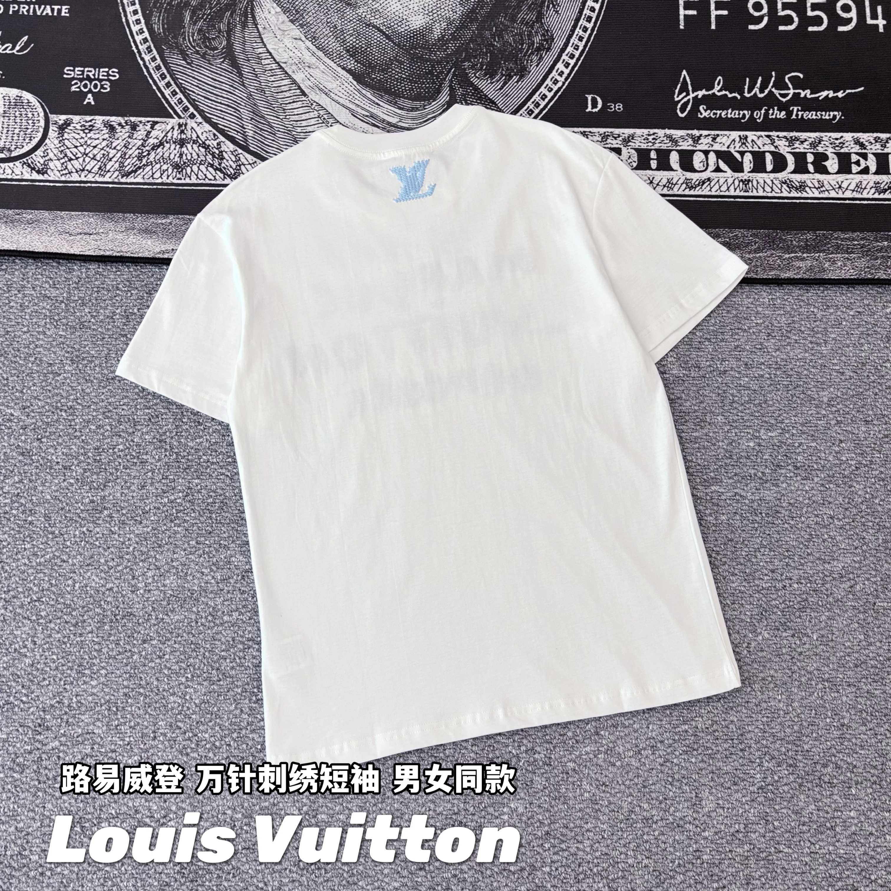 Alternative view of Louis Vuitton T-Shirt 09292