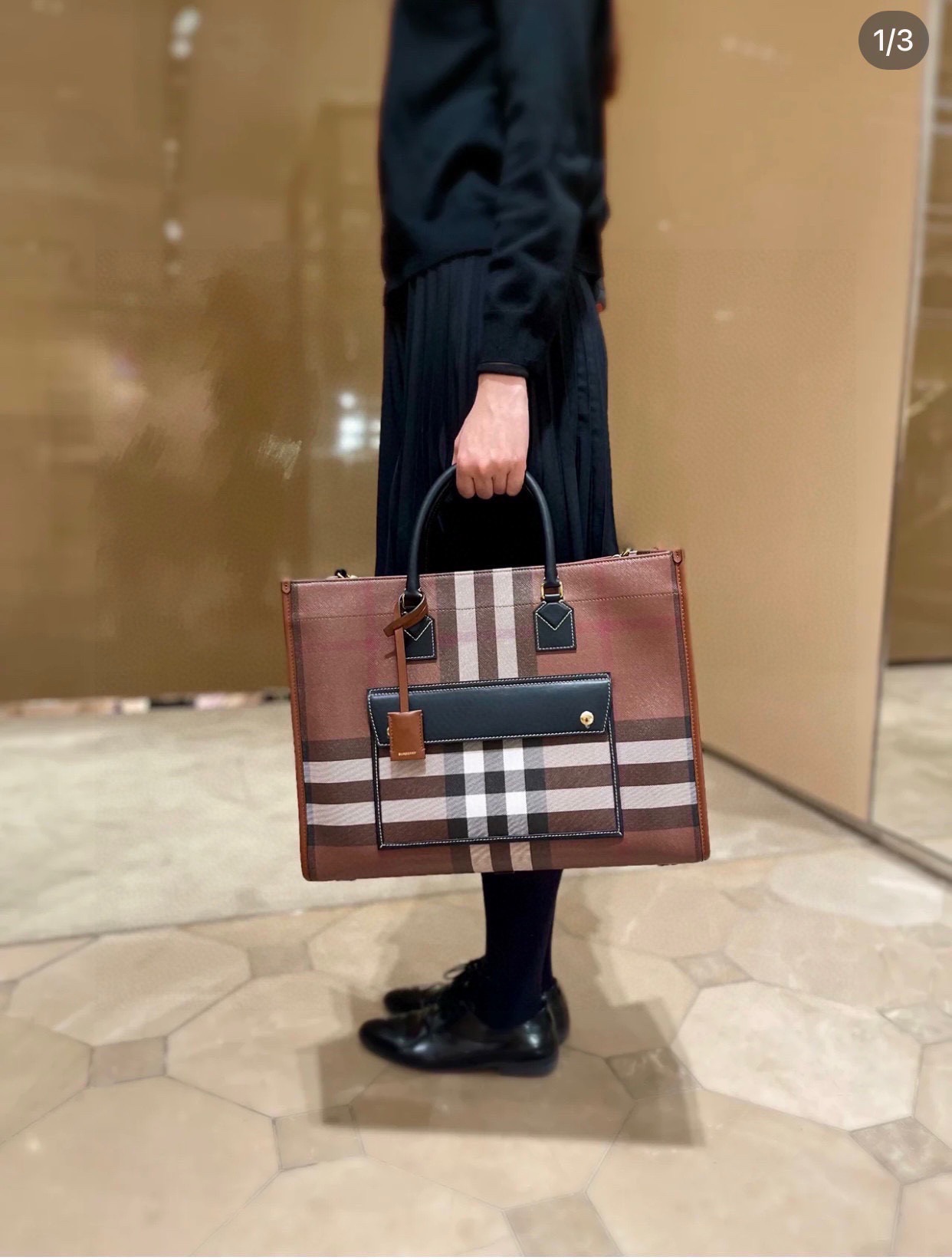 大号格子棕。百搭 男女通用