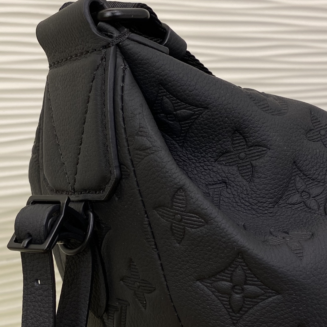 Louis Vuitton Hobo Hamac Black everyday