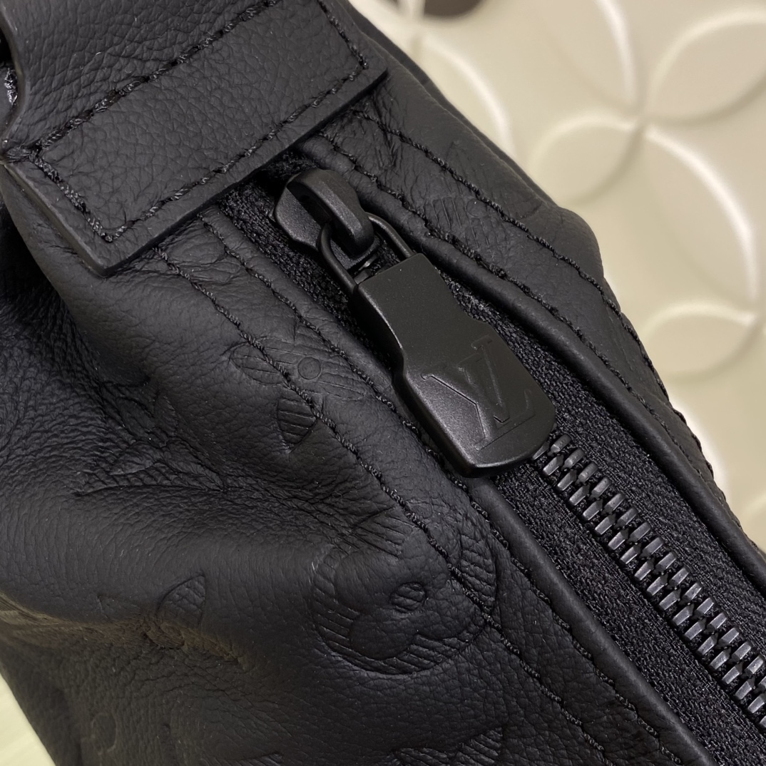 Louis Vuitton Hamac Black crossbody