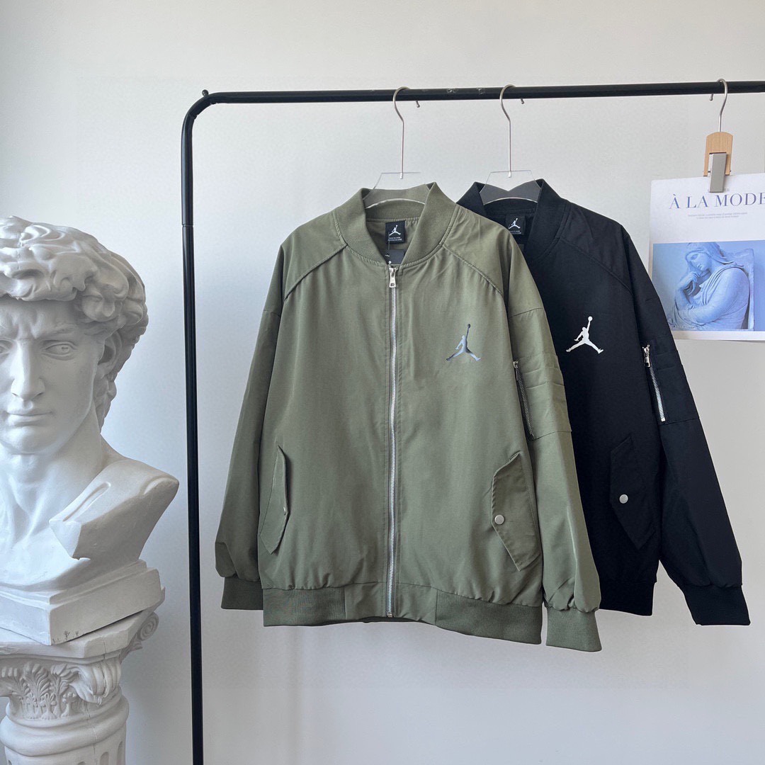 Air JordanJordan棒球飞行员夹克外套秋爆款新品 双色可选 现货上新！专柜同款宽松修身版型 手臂复杂多口袋设计 细节还原定制螺纹细节辅料  1:1五金拉链  三标齐全的高级货胸口优质1